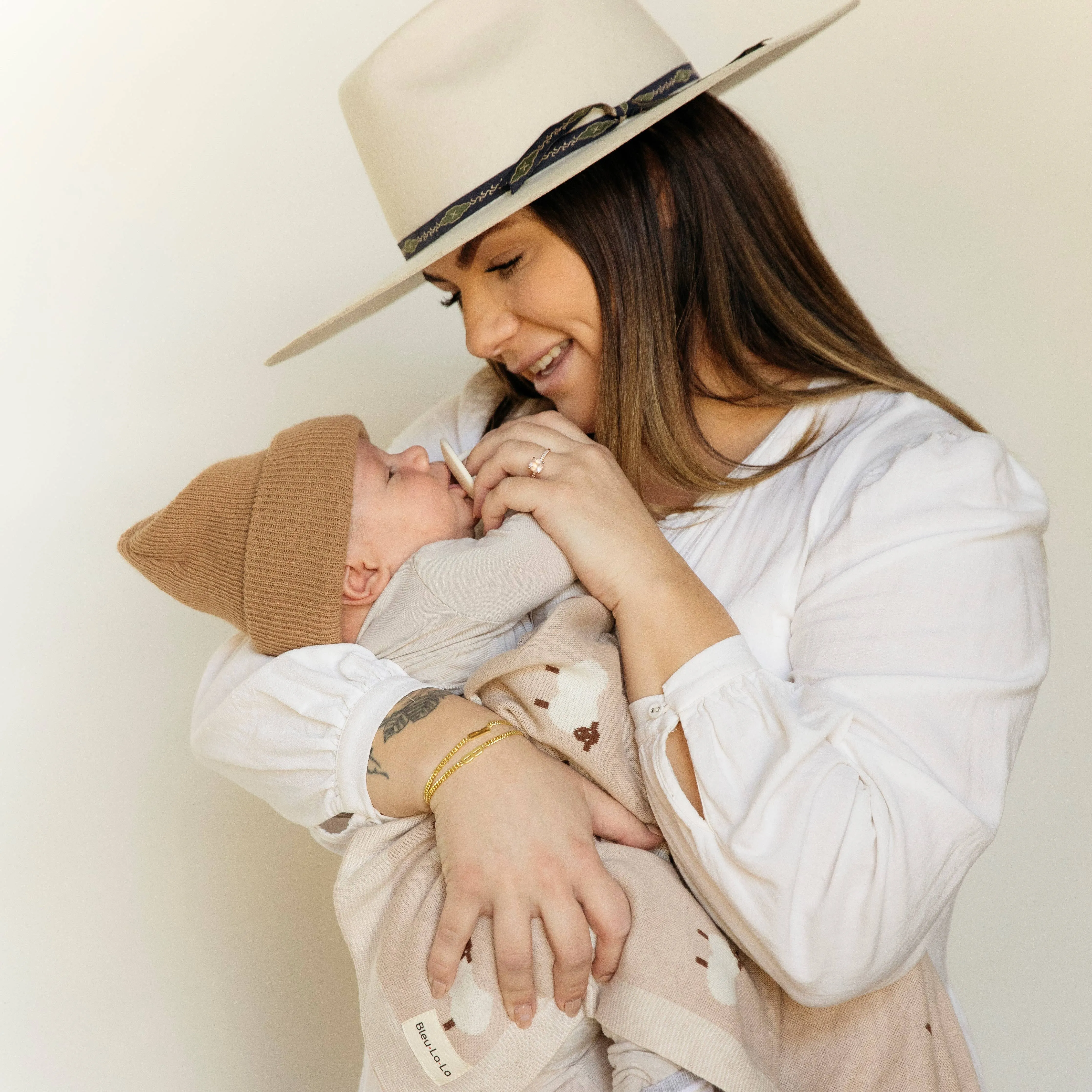 100% Luxury Cotton Receiving Swaddle Baby Blanket - Sheep: Ivory