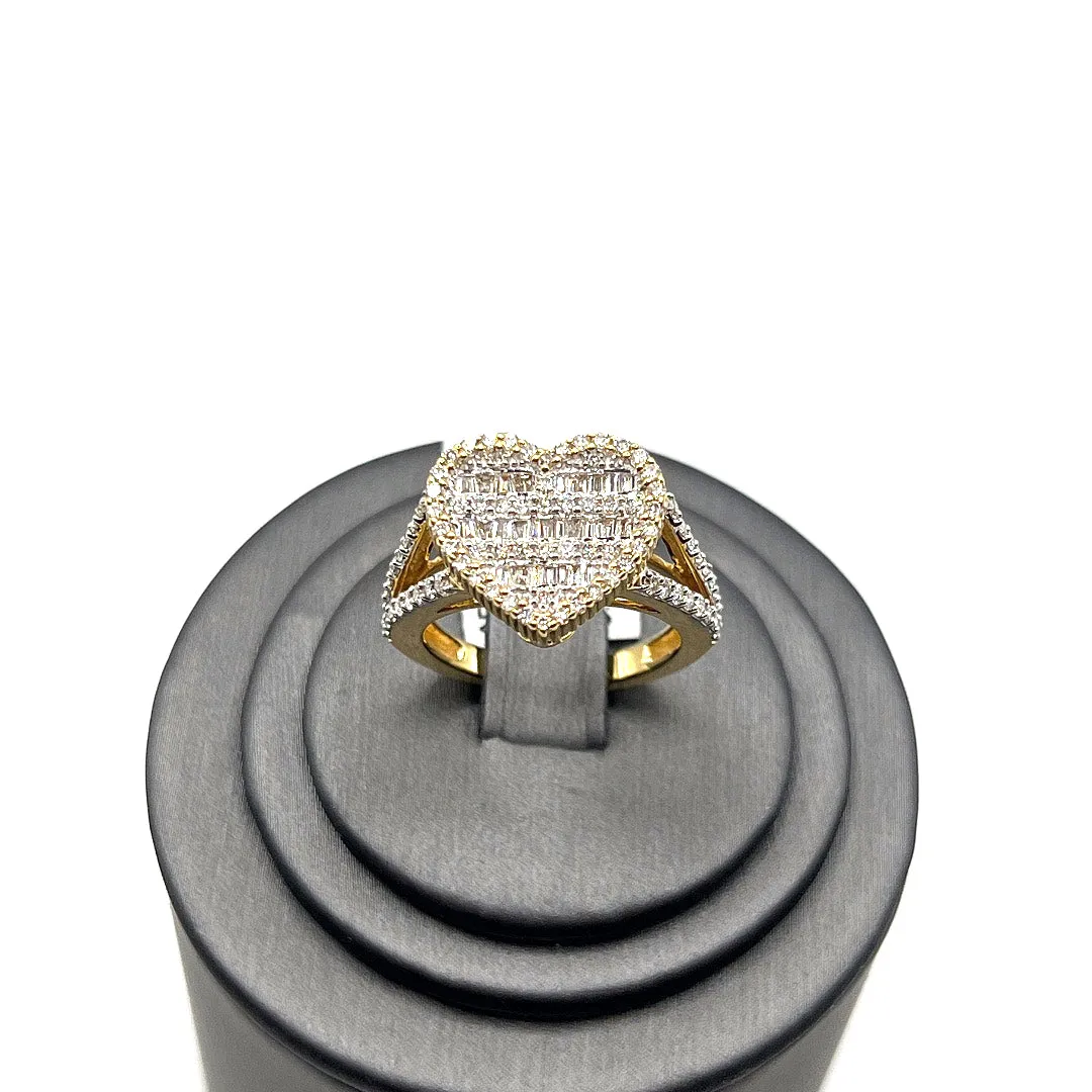 10KT DIAMOND HEART RING