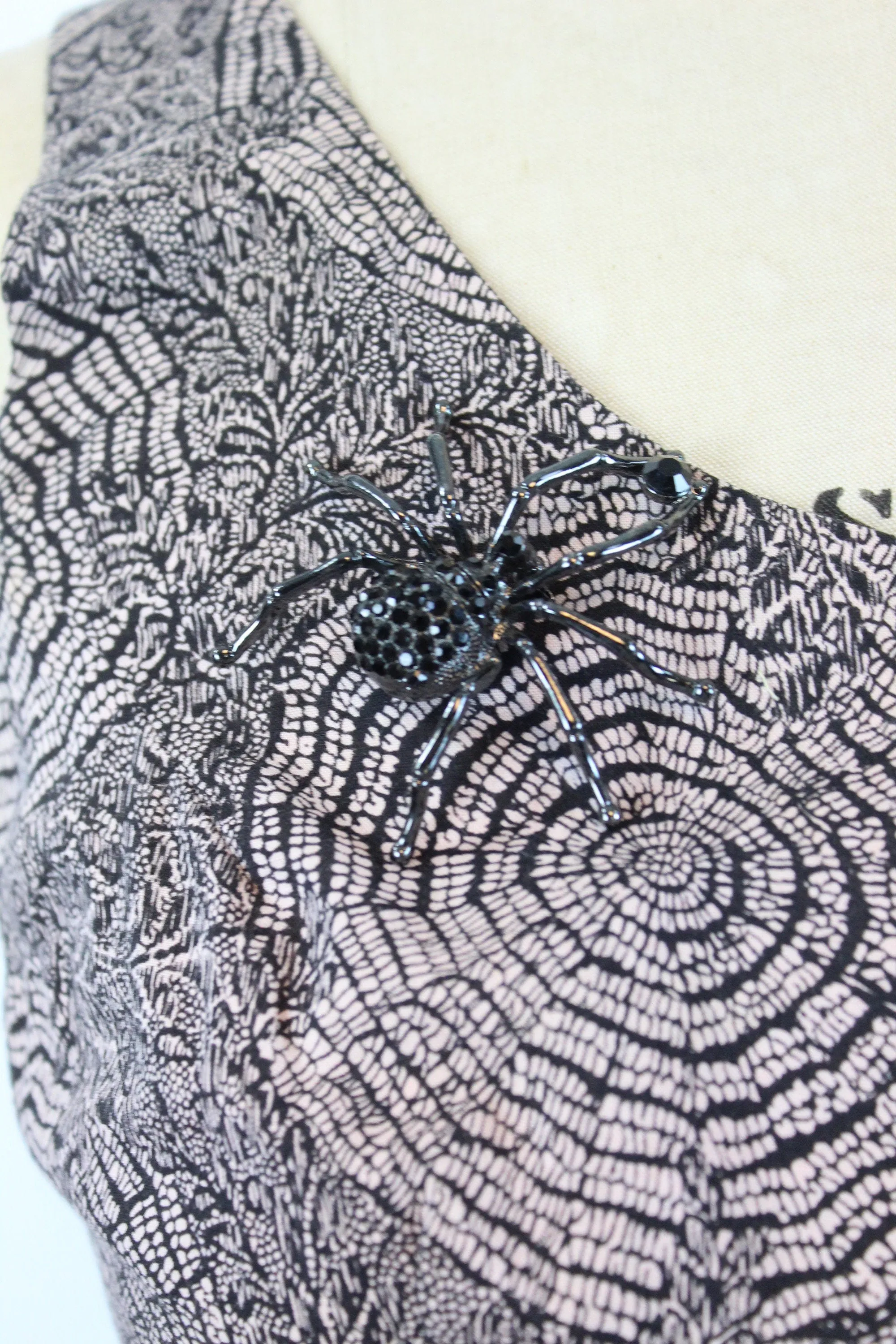 1950s SPIDERWEB print COTTON dress and cape xs | new spring summer