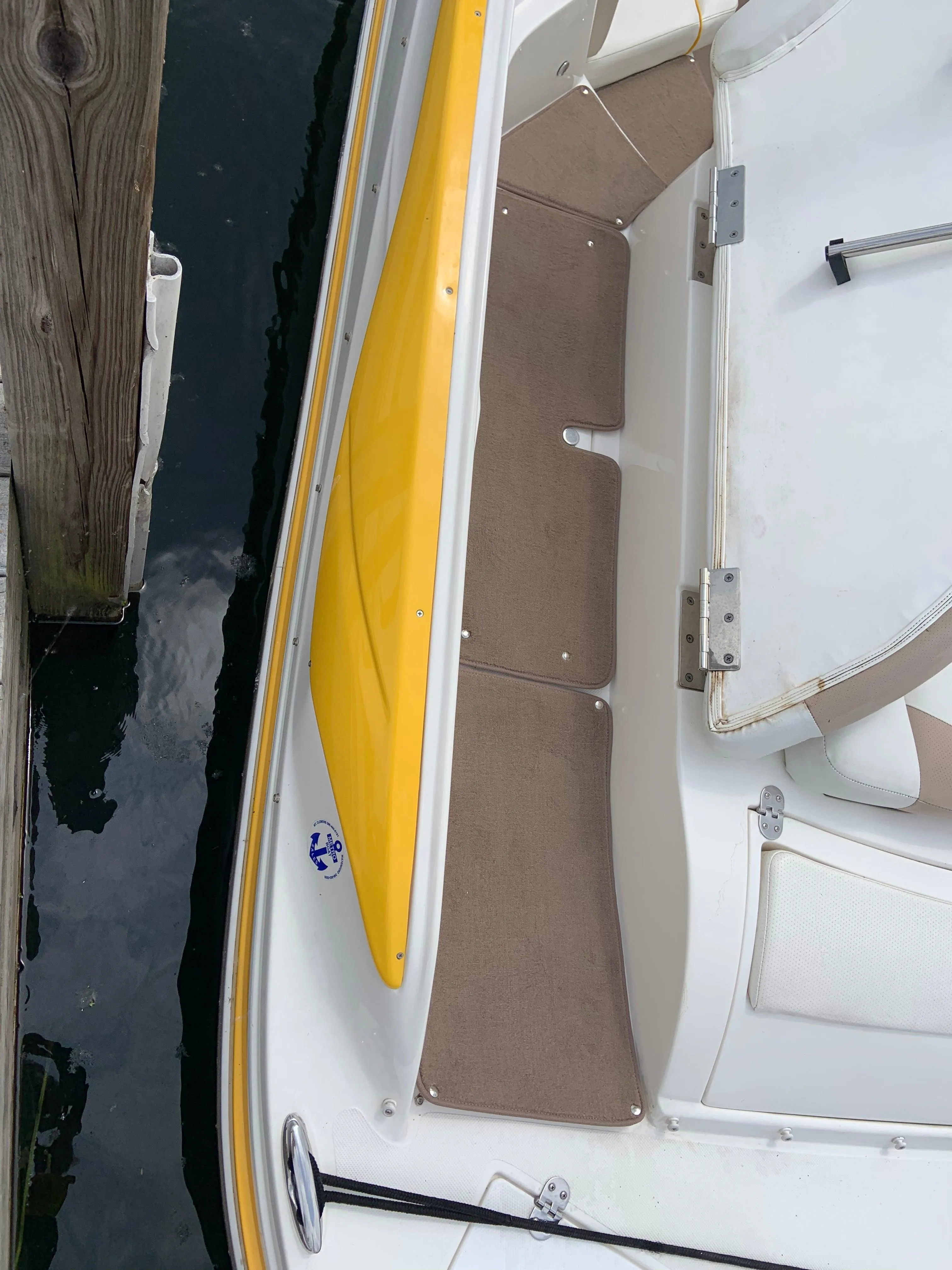 2007-2008 Rinker 246 Captiva BR Snap in Boat Carpet