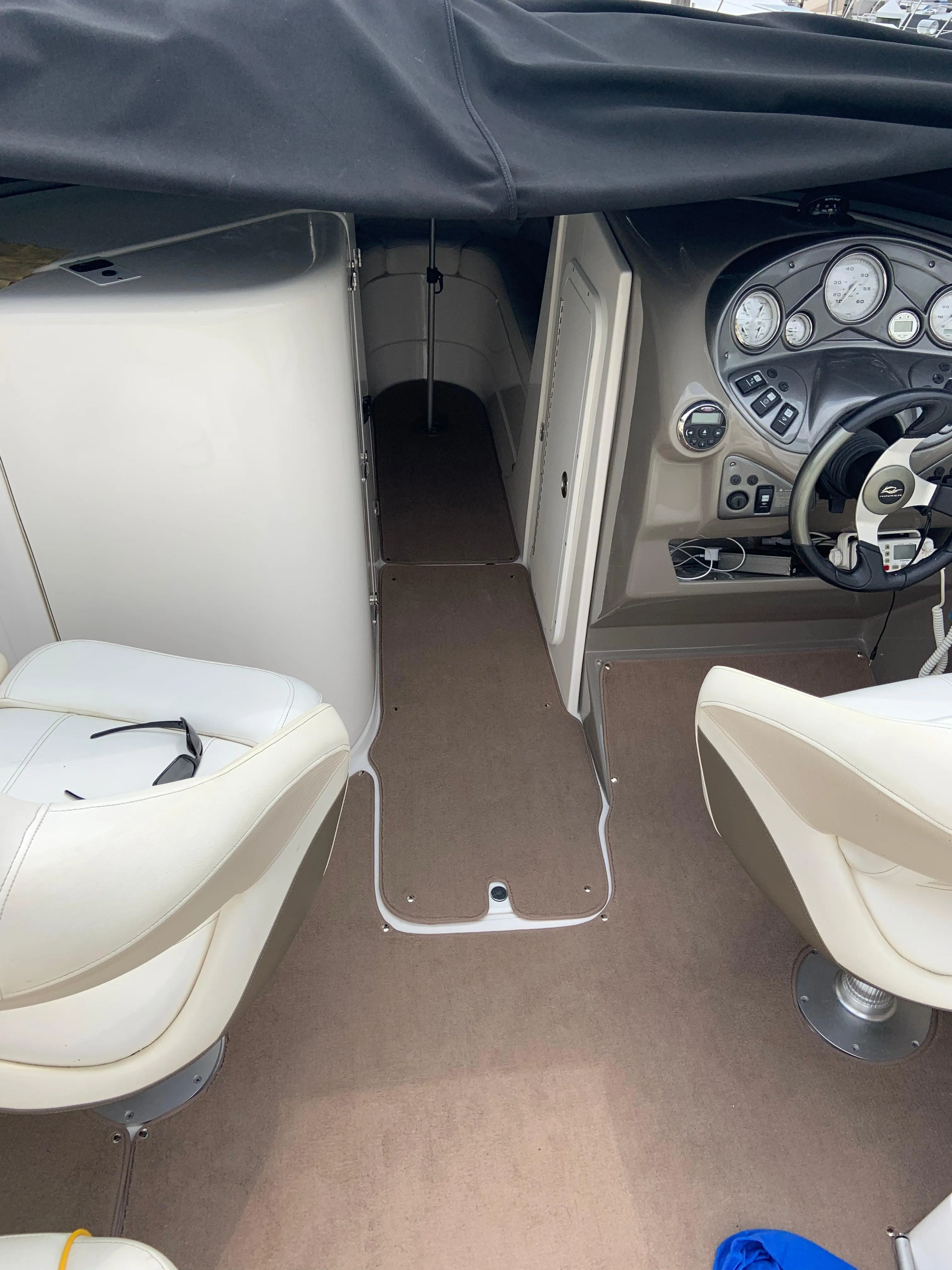 2007-2008 Rinker 246 Captiva BR Snap in Boat Carpet