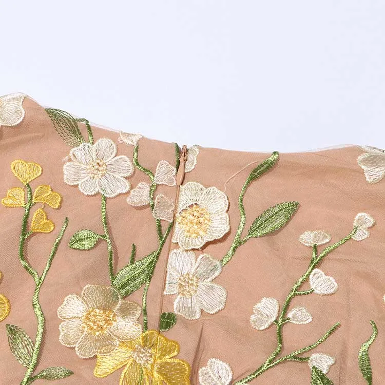 3D Flower Midi Dress Puff Sleeve Embroidered Midi Length Dress