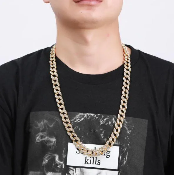 8 MM ICED OUT CUBAN CHAIN IN GOLD