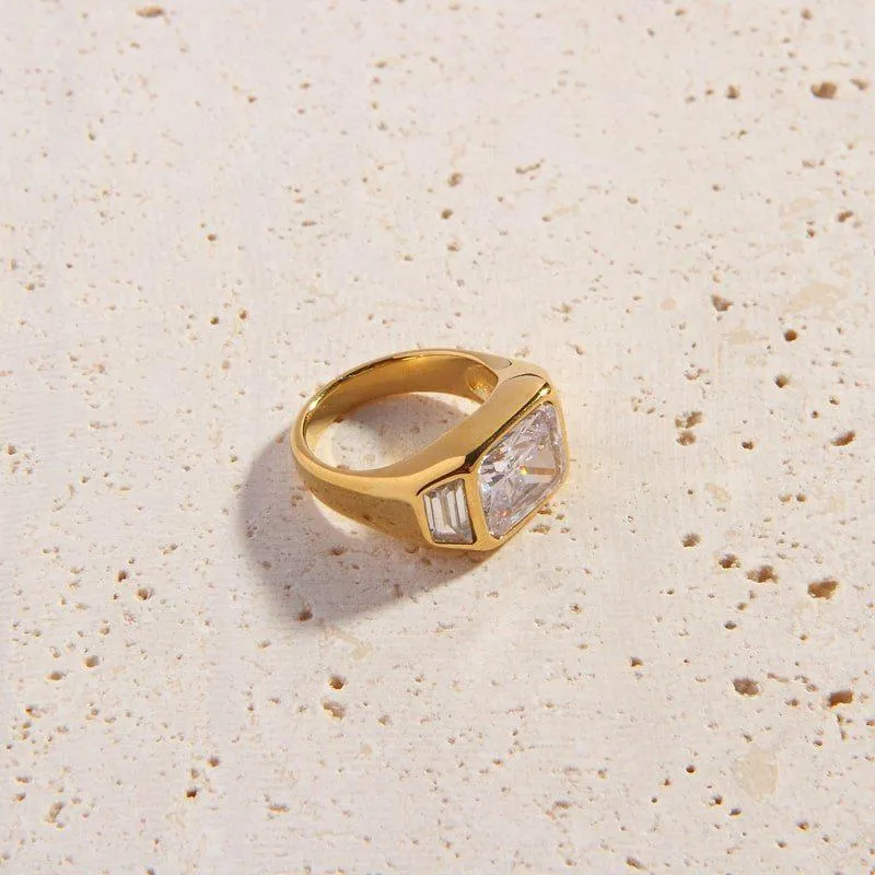Agatha Ring
