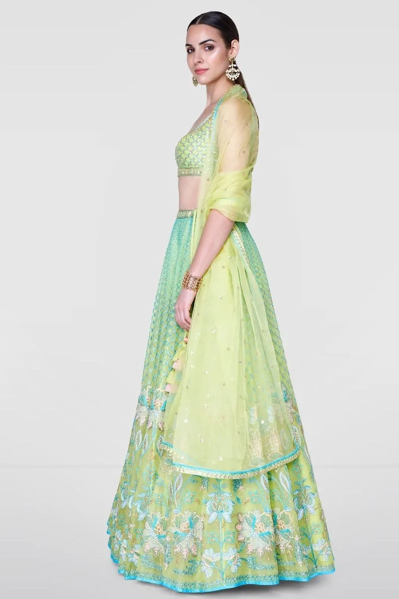 AKANTHA LEHENGA