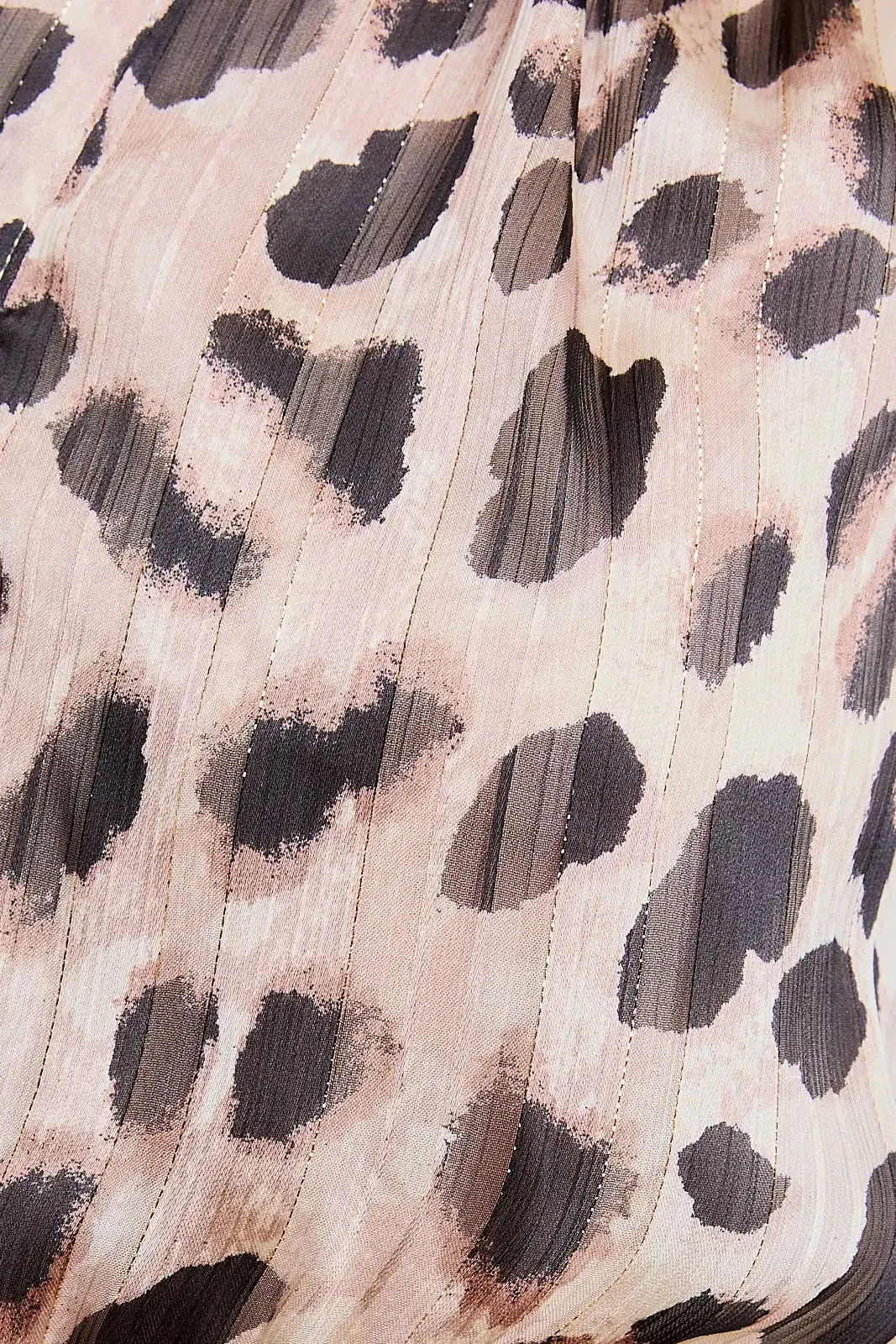 ANIMAL PRINT V-NECK DRESS