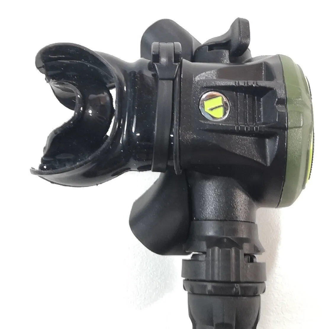 Apeks Flight 1st & 2nd Stage Yoke Regulator Set Scuba Diving Balanced Travel