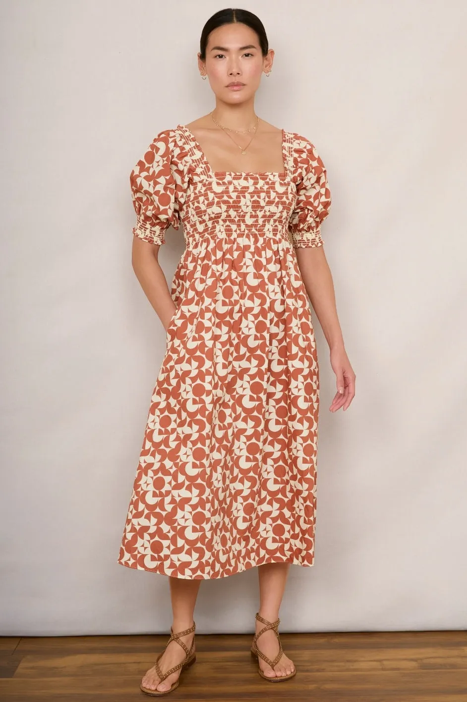 Ariana Mono Geo Dress - Pecan/Vanilla