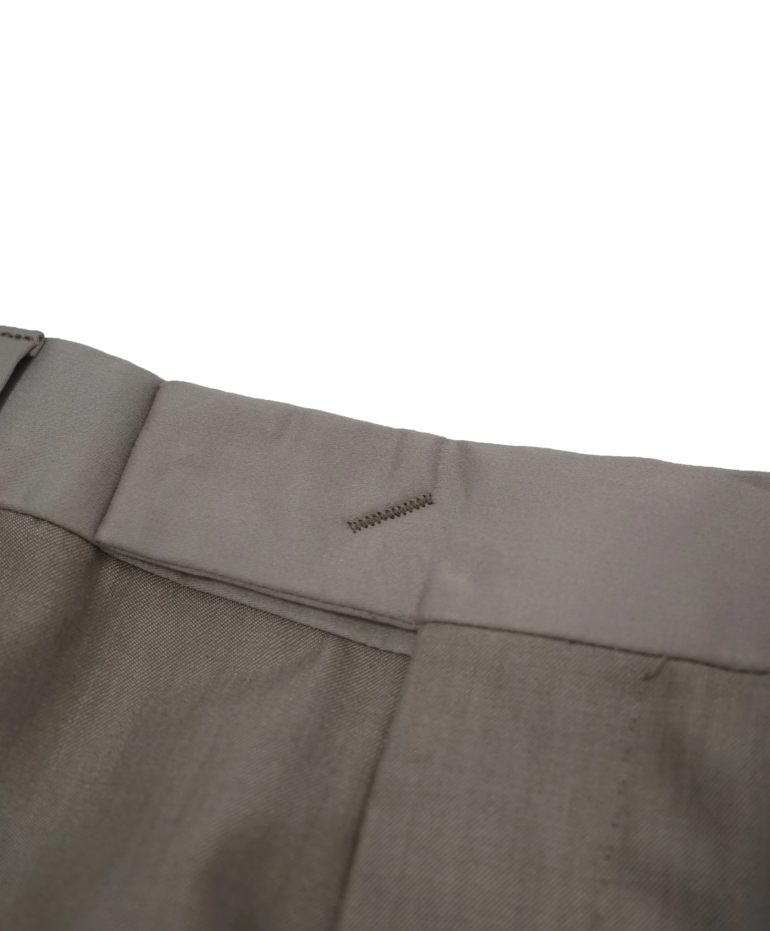 ARMANI COLLEZIONI - “M Line” Slim Beige Stone Summer Suit Tonal Satin Lapel - 40R