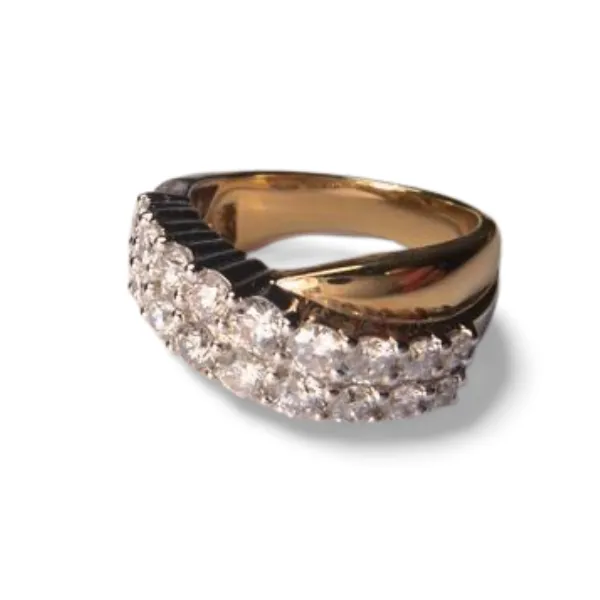 Beautiful 14K White 2-Tone Gold Designer Diamond Ring Band