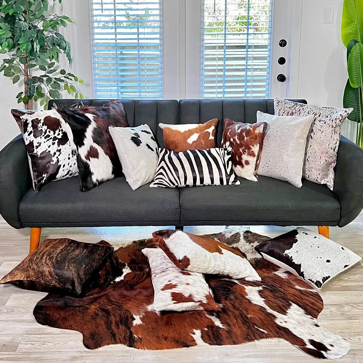 Black and White Cowhide Pillow Cover---PL149