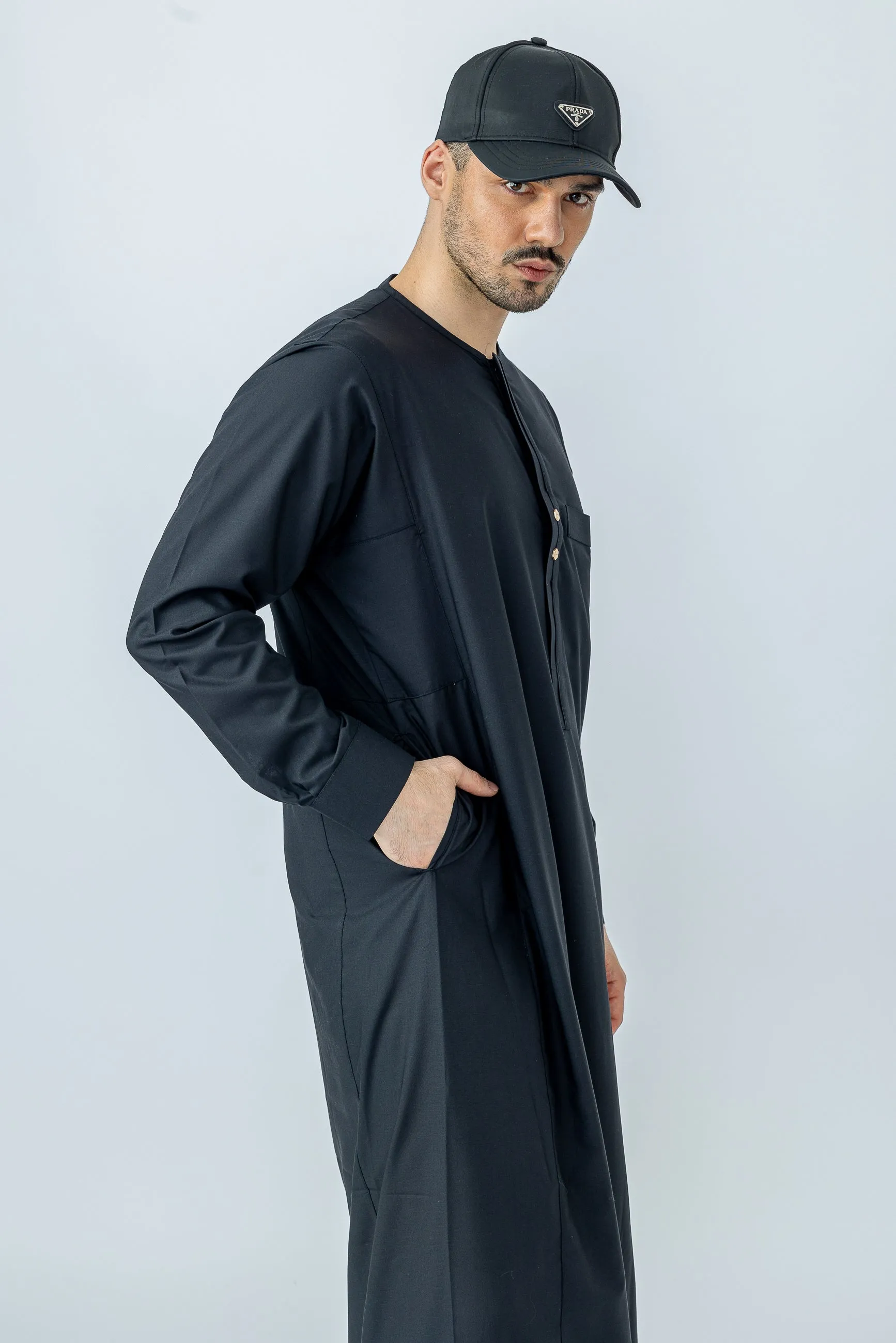 Black Omani With Cuff Sleeve