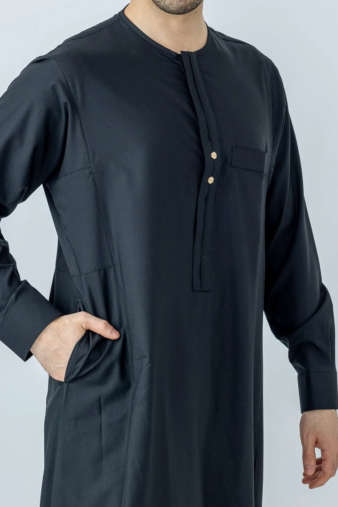 Black Omani With Cuff Sleeve