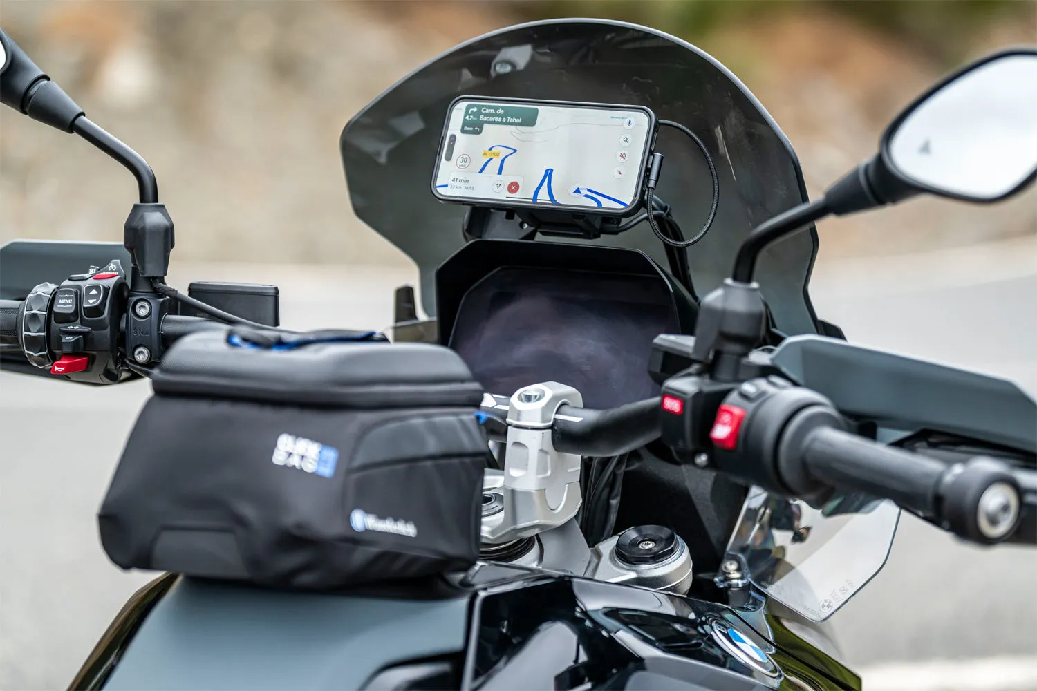 BMW R Series - USB charging box - S Connect