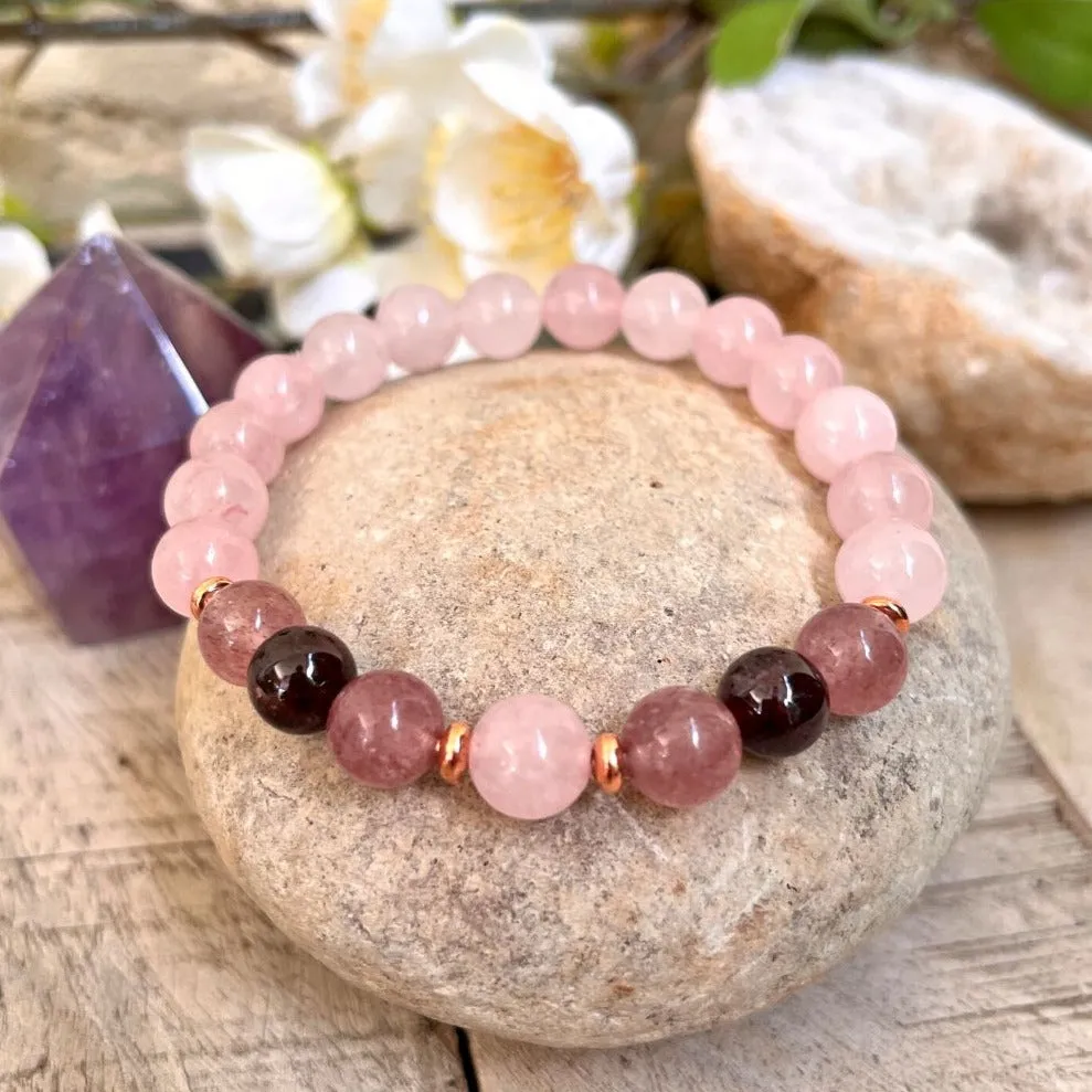 Bracelet "Infinite Love" in Rose Quartz, Garnet & Strawberry Quartz