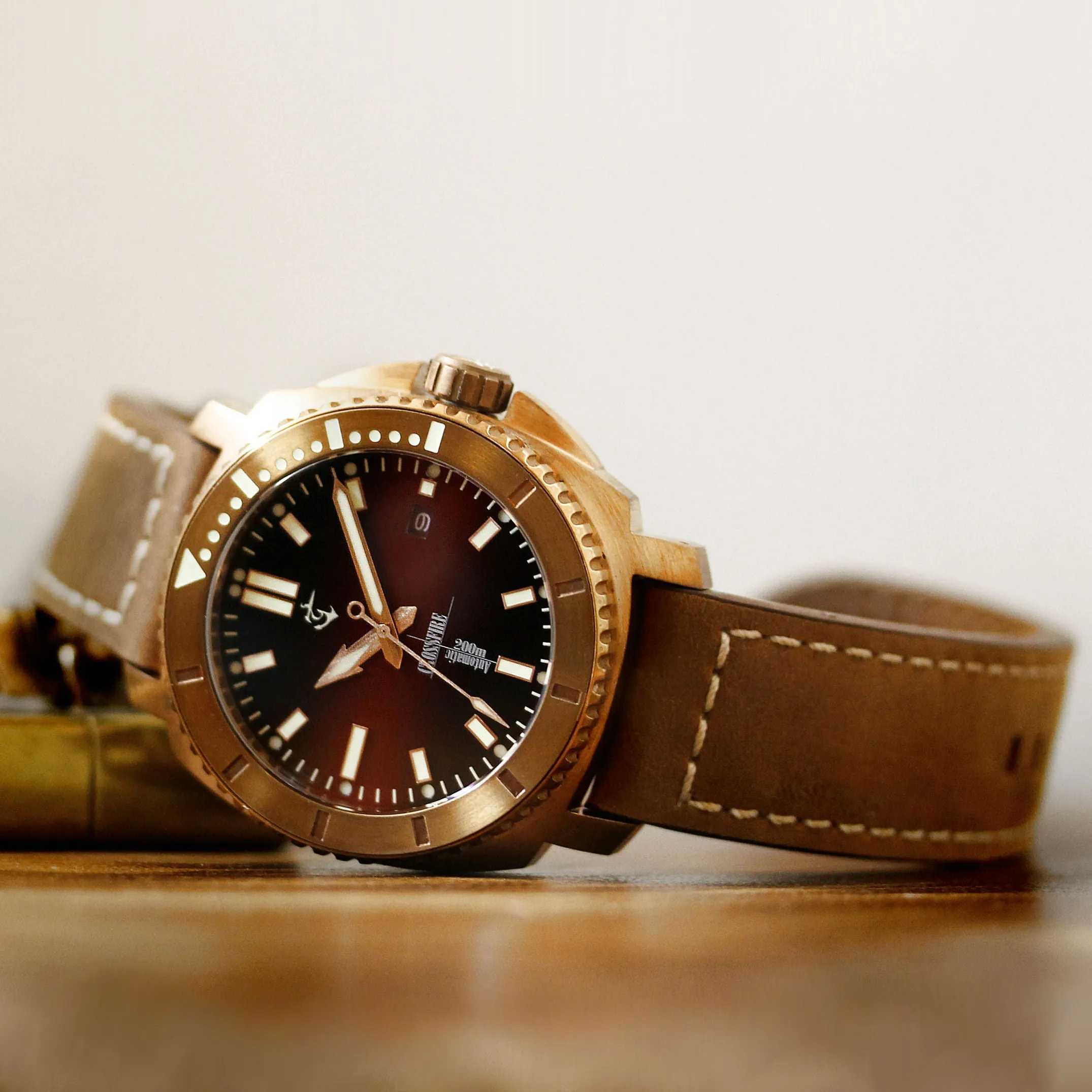 Bronze Crossfire - Red-Black Gradient