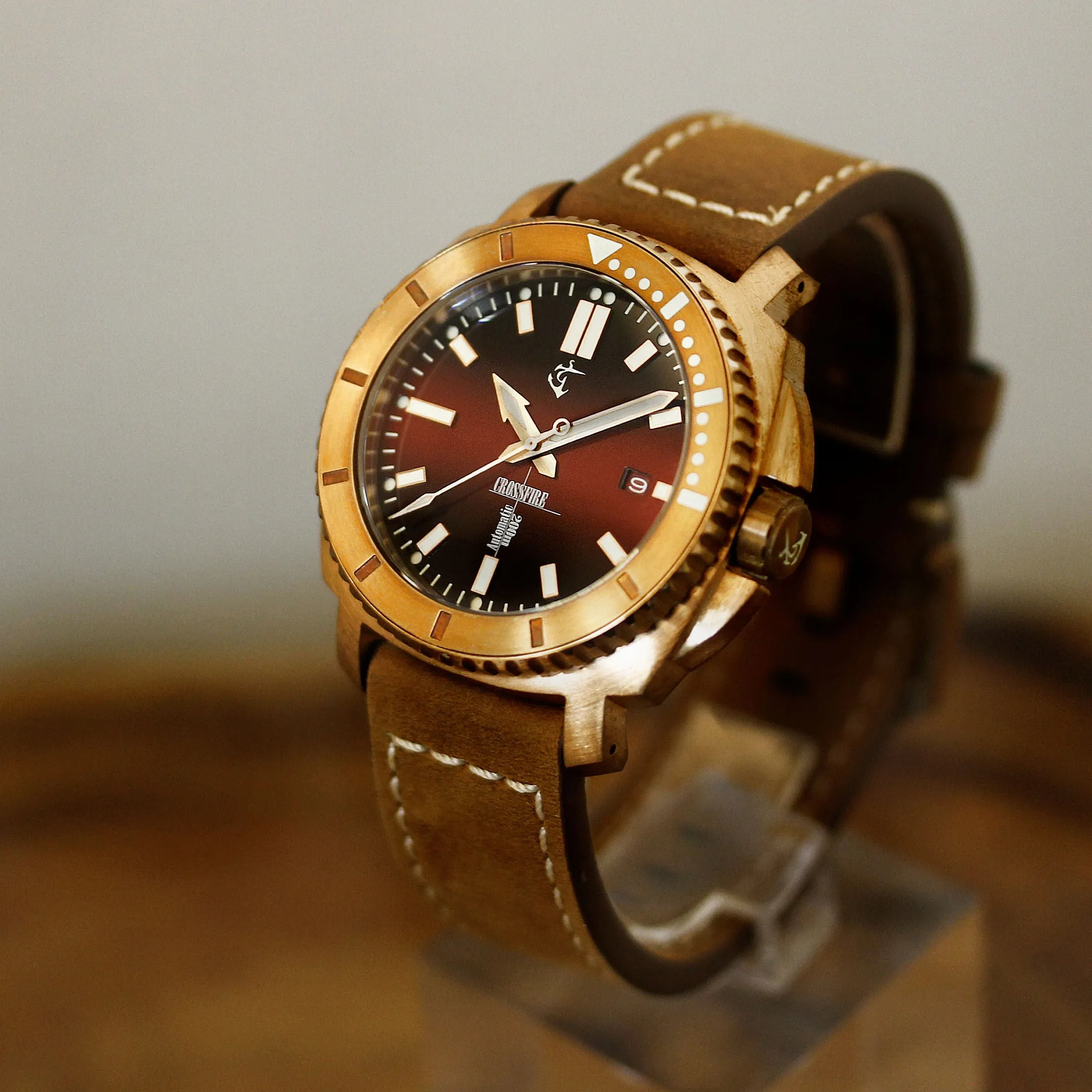 Bronze Crossfire - Red-Black Gradient