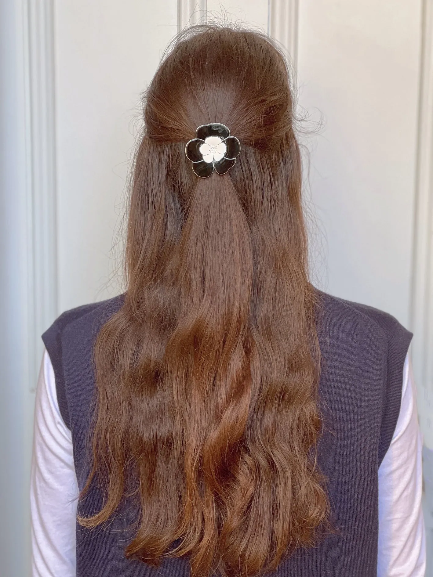 Camellia Crystal Black Hair Tie