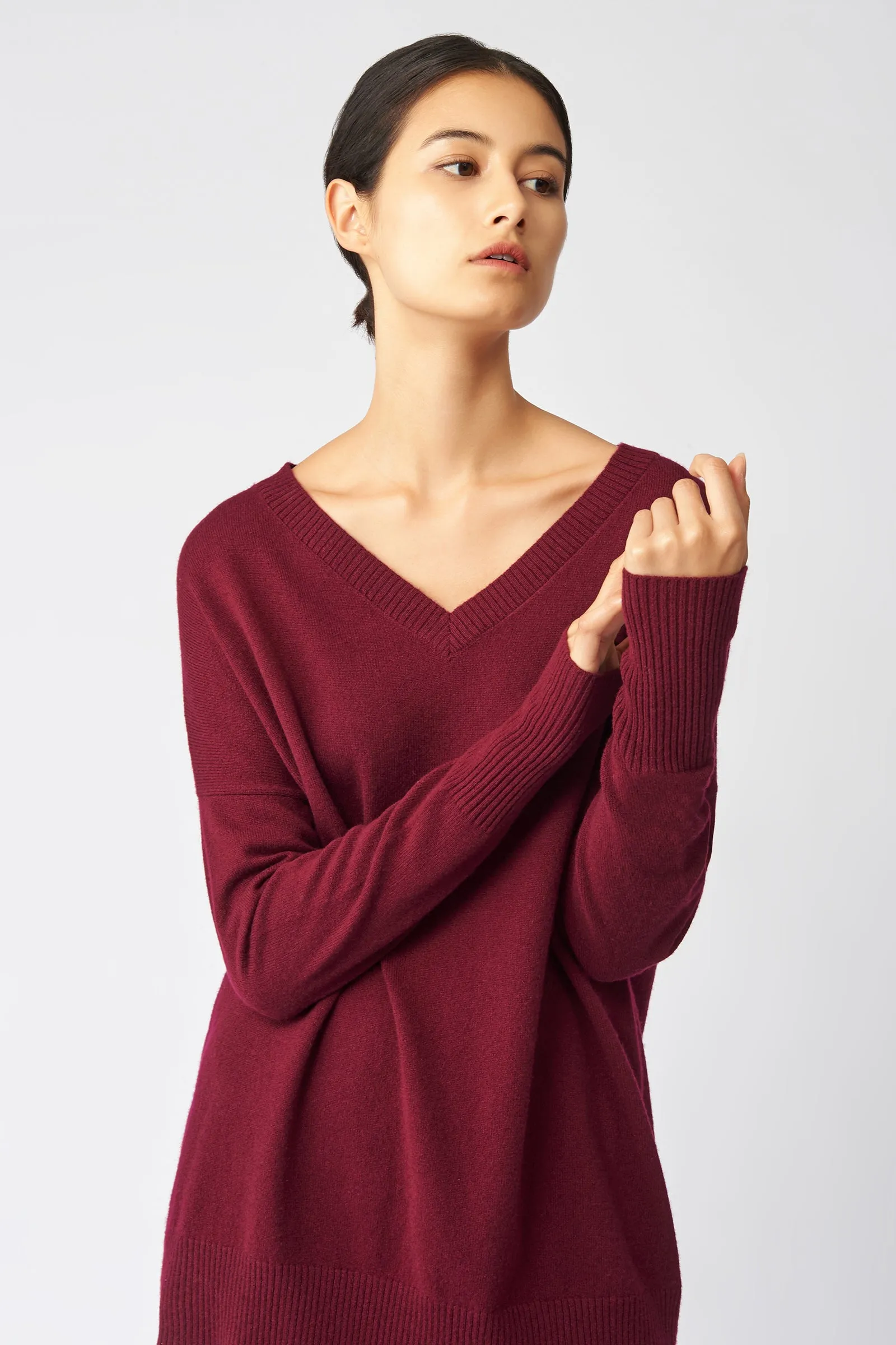 Cashmere V-Neck - Bordeaux