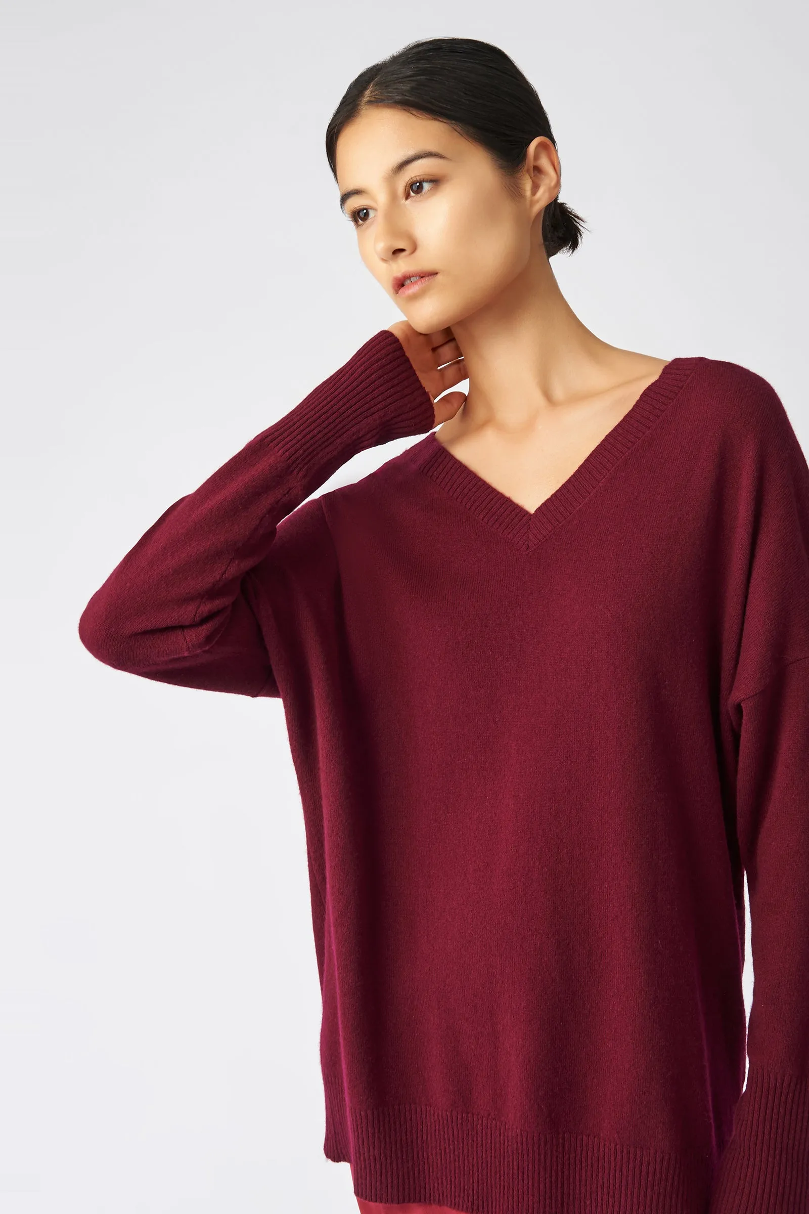 Cashmere V-Neck - Bordeaux