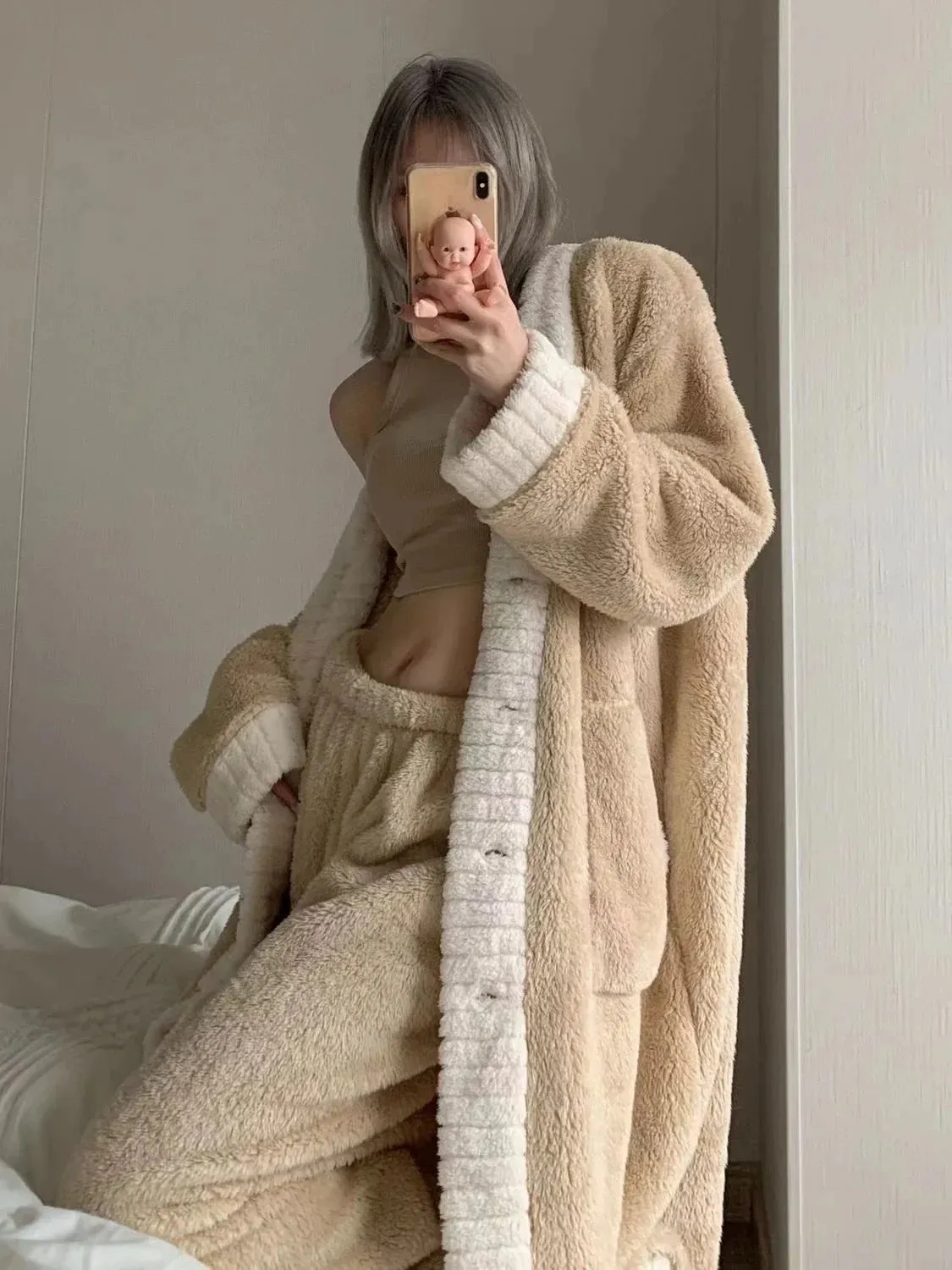 Cecilia - Autumn Winter Coral Velvet Sleepwear