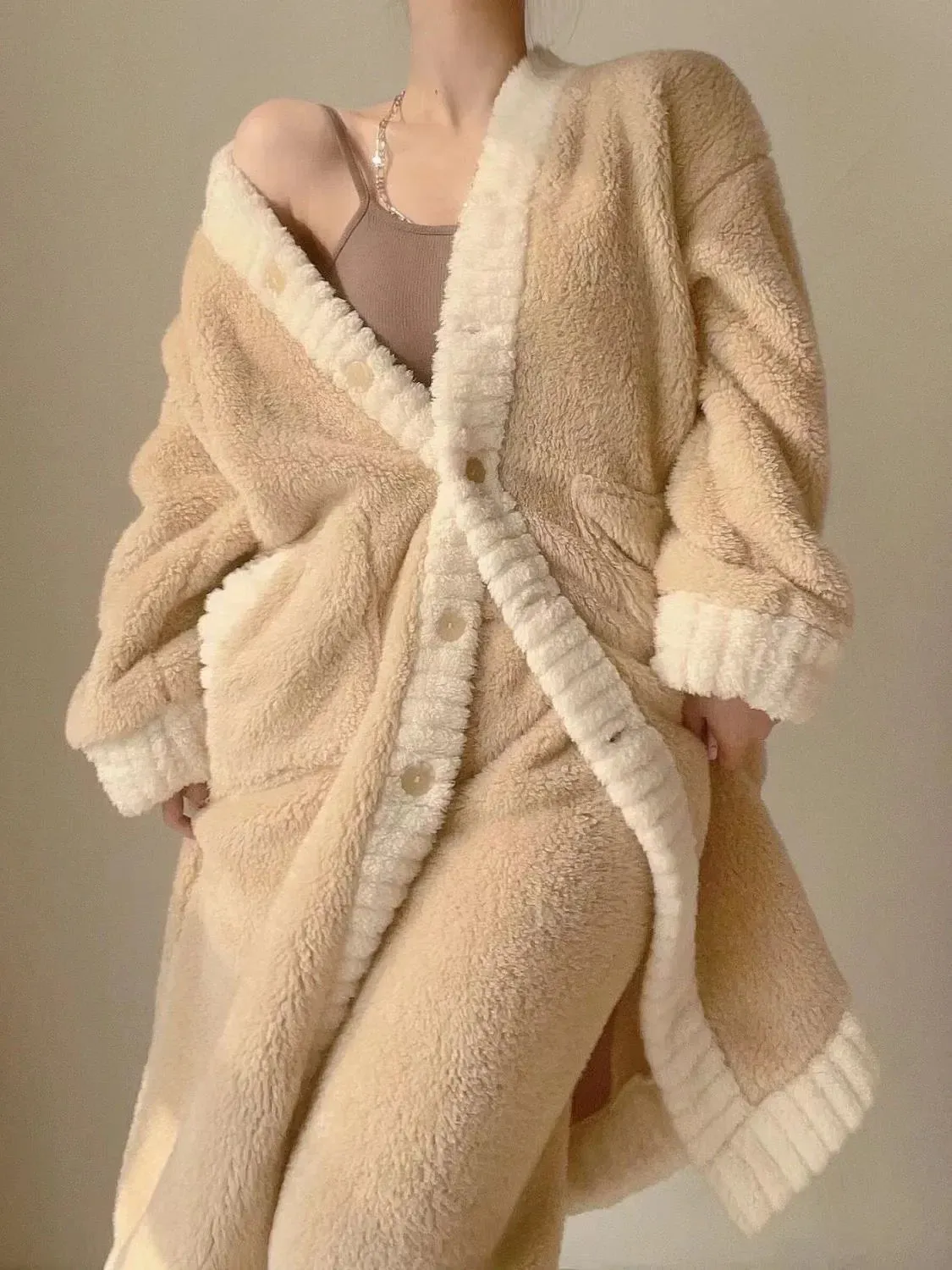 Cecilia - Autumn Winter Coral Velvet Sleepwear