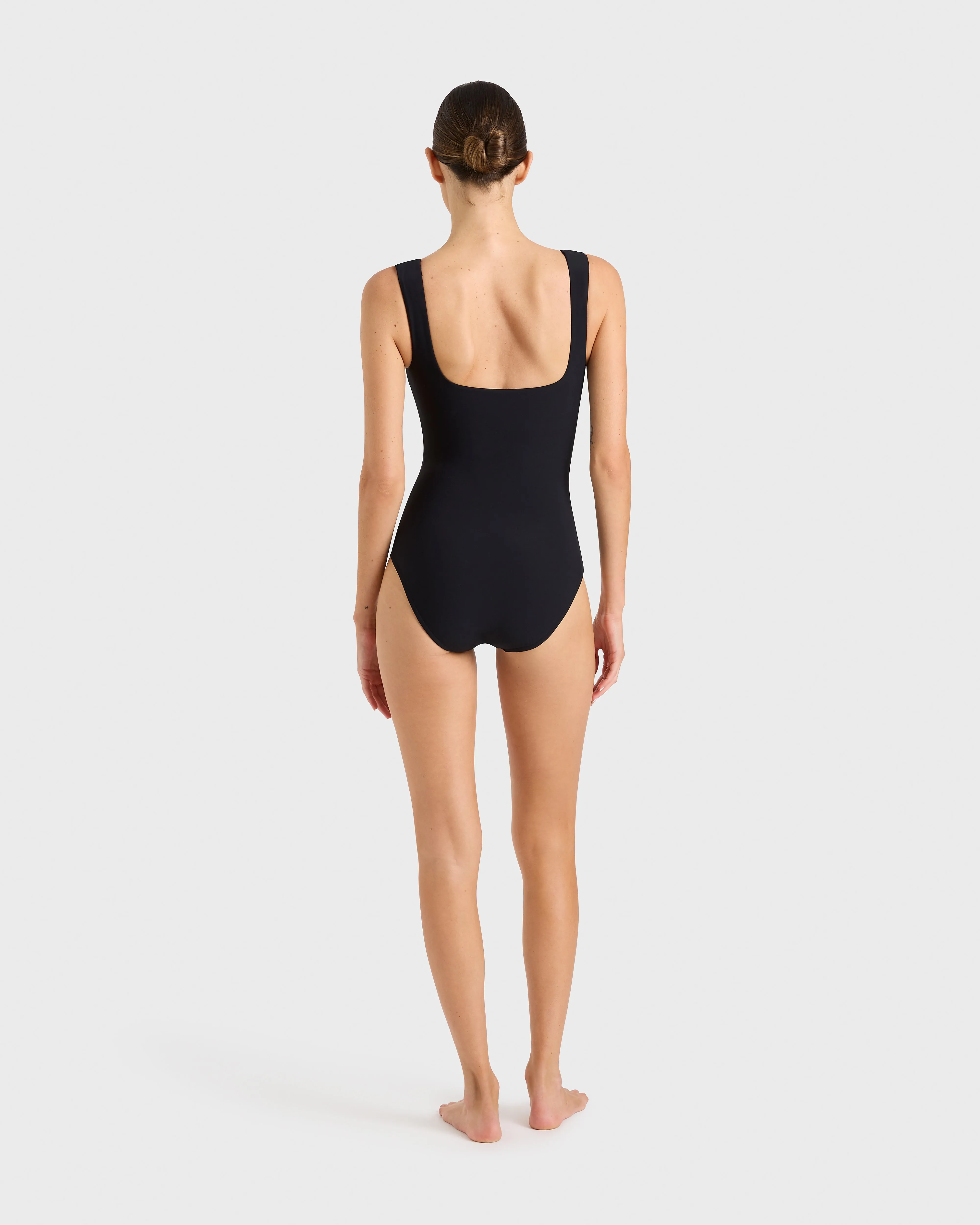 Clemence One Piece - Black