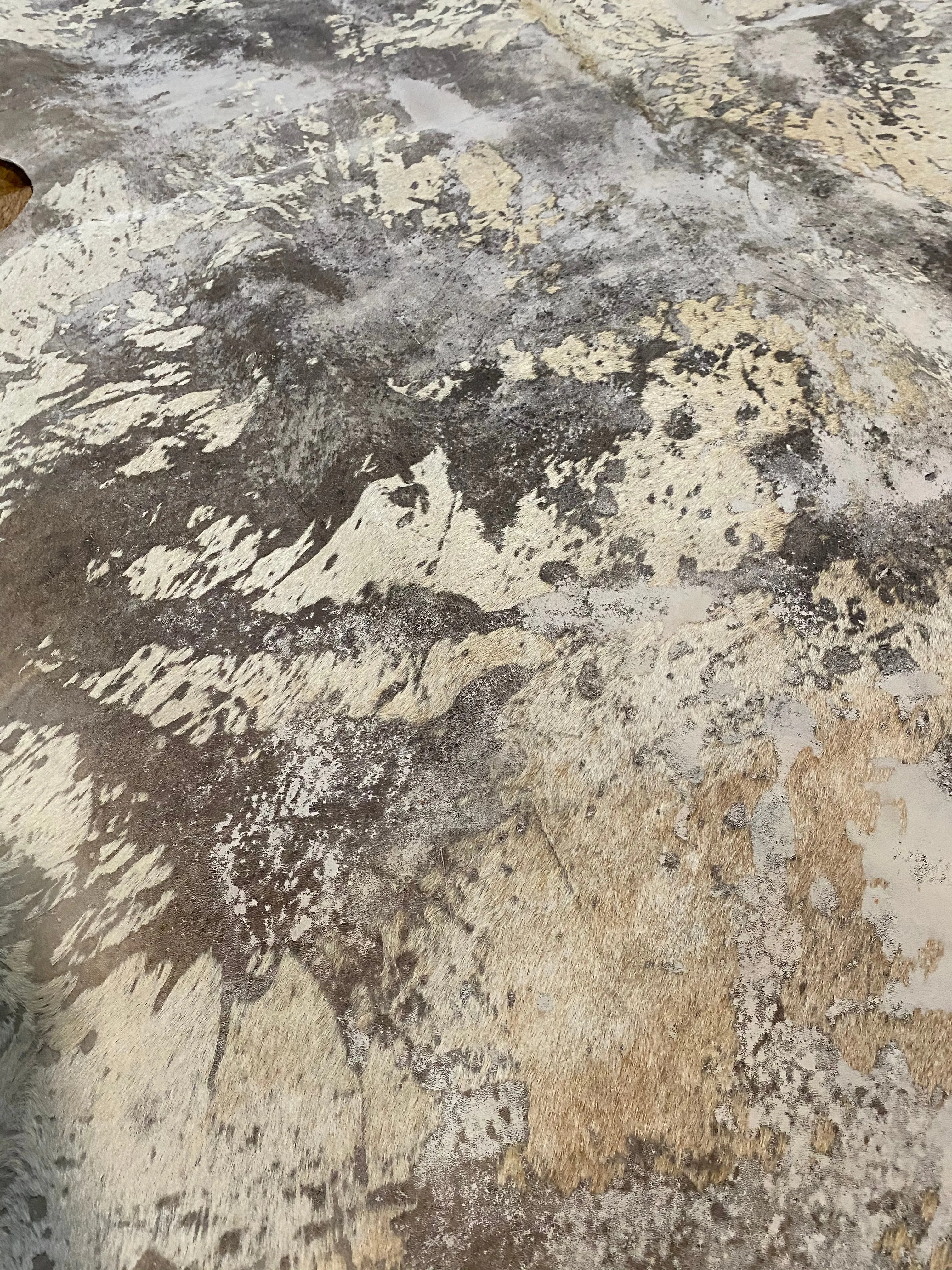 Concrete Acid Washed Premium Brazilian Cowhide, XL CH75DVN I