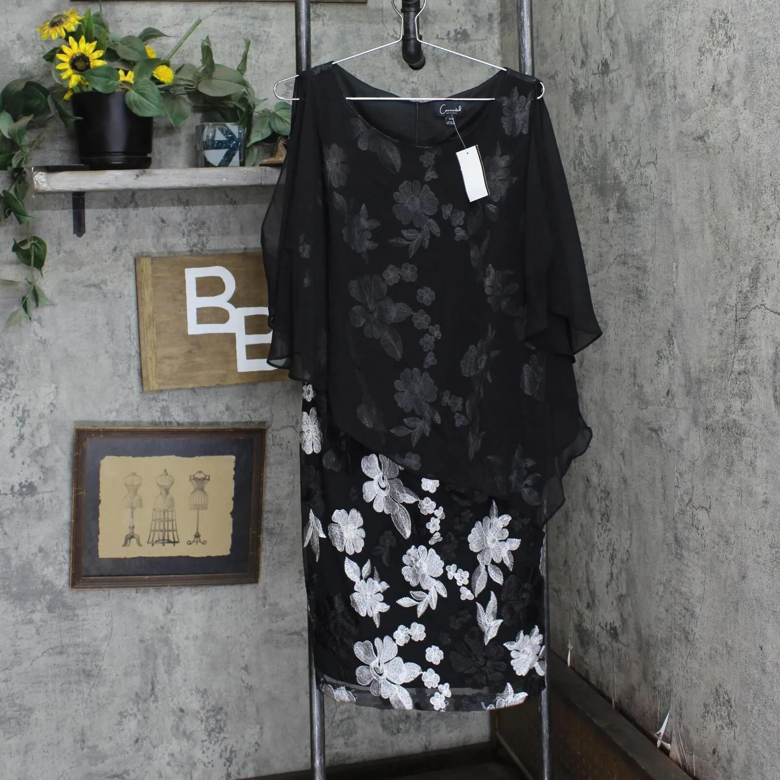 Connected Apparel Womens Plus Size Embroidered Chiffon Overlay Dress TJC80628L1
