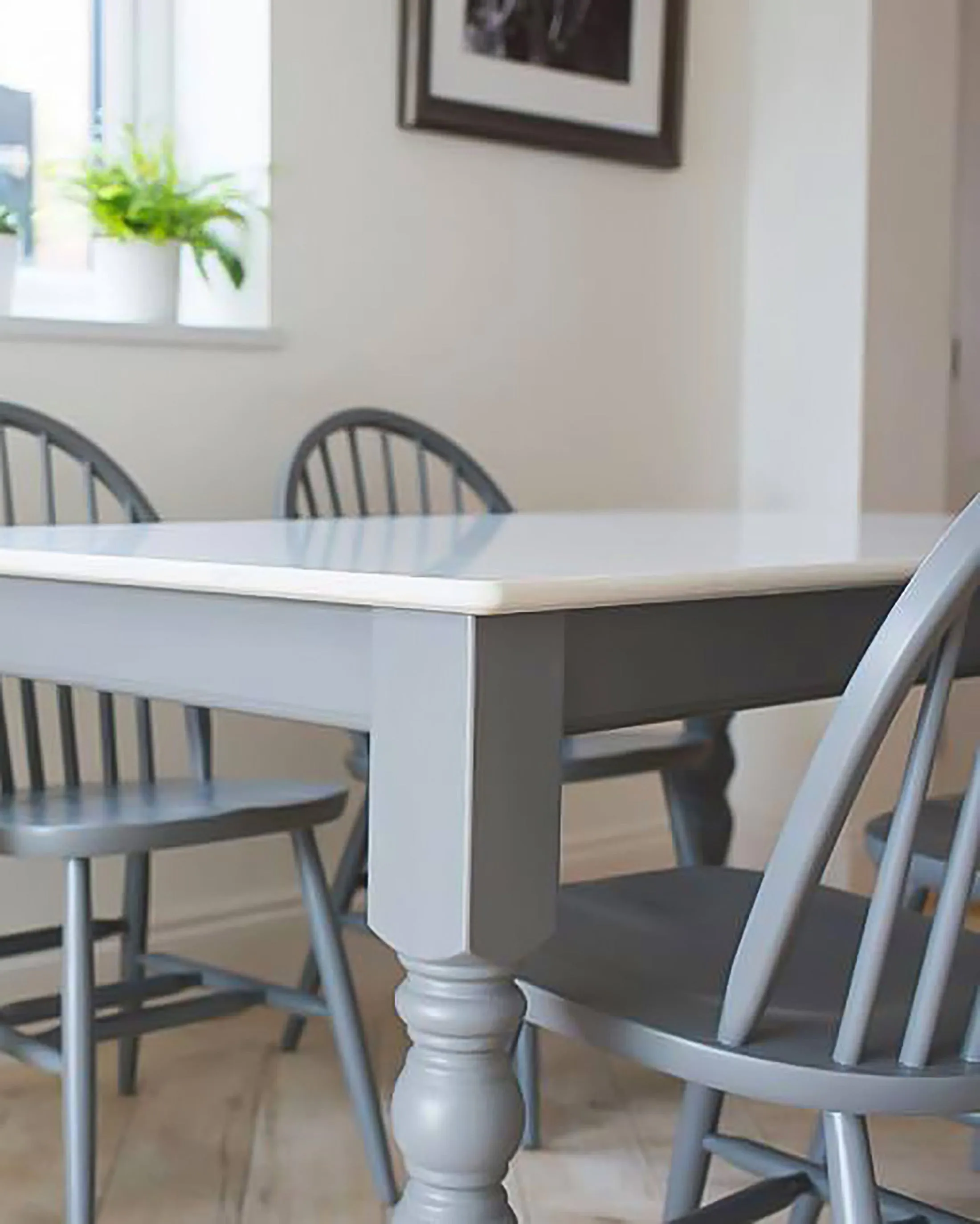 Contemporary Quartz Dining Table