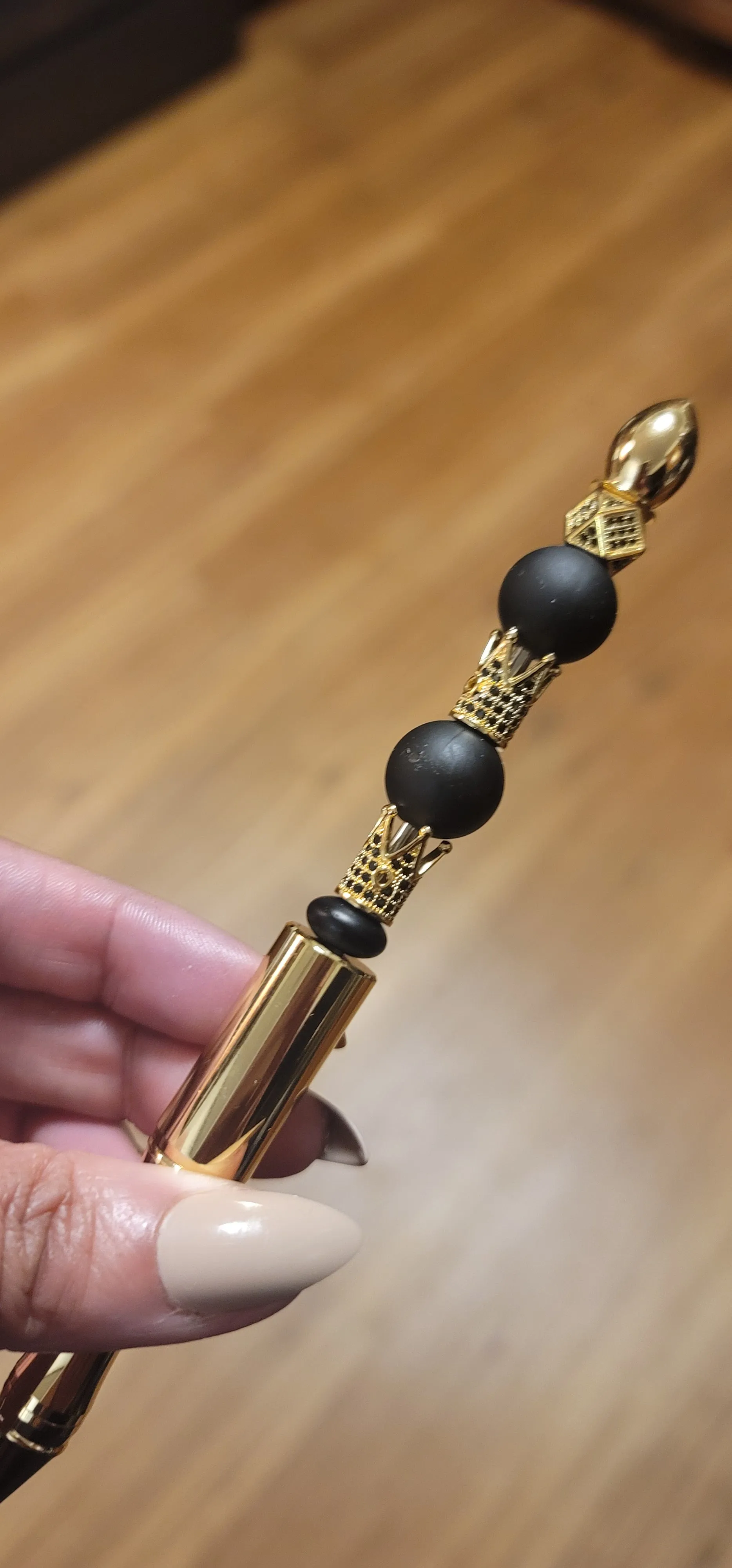 Crown Me - Black & Gold Beaded Ink Pen w/ Crown Accents