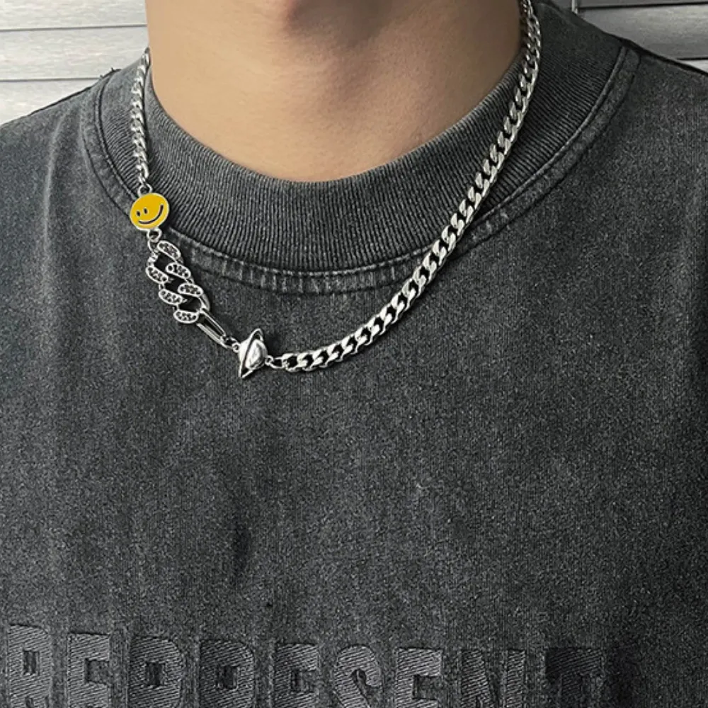 Cuban Smiley Clavicle Necklace