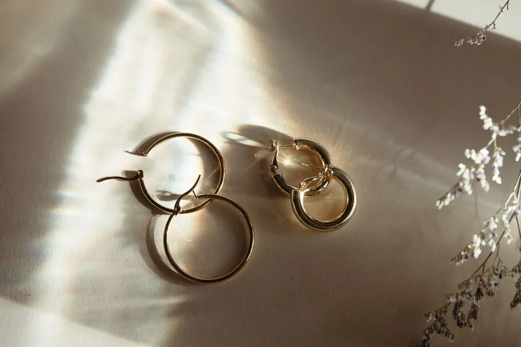 Dainty Hoop Earring