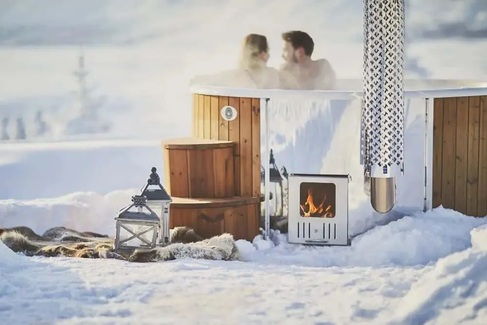 Deluxe Wood Fired Hot Tub With Liner - Limited Black Edition