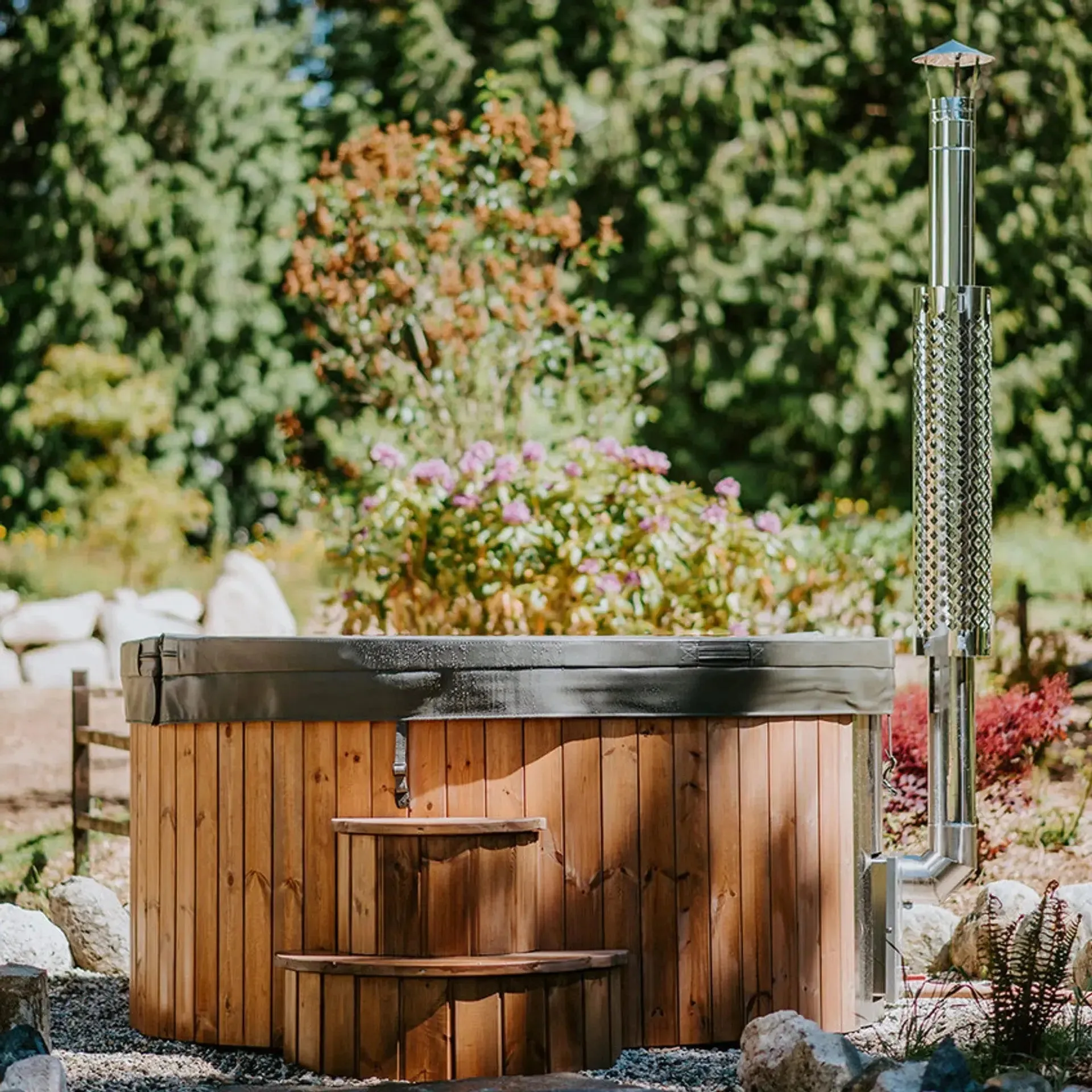 Deluxe Wood Fired Hot Tub With Liner - Limited Black Edition