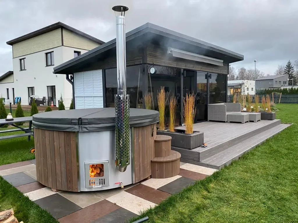 Deluxe Wood Fired Hot Tub With Liner - Limited Black Edition
