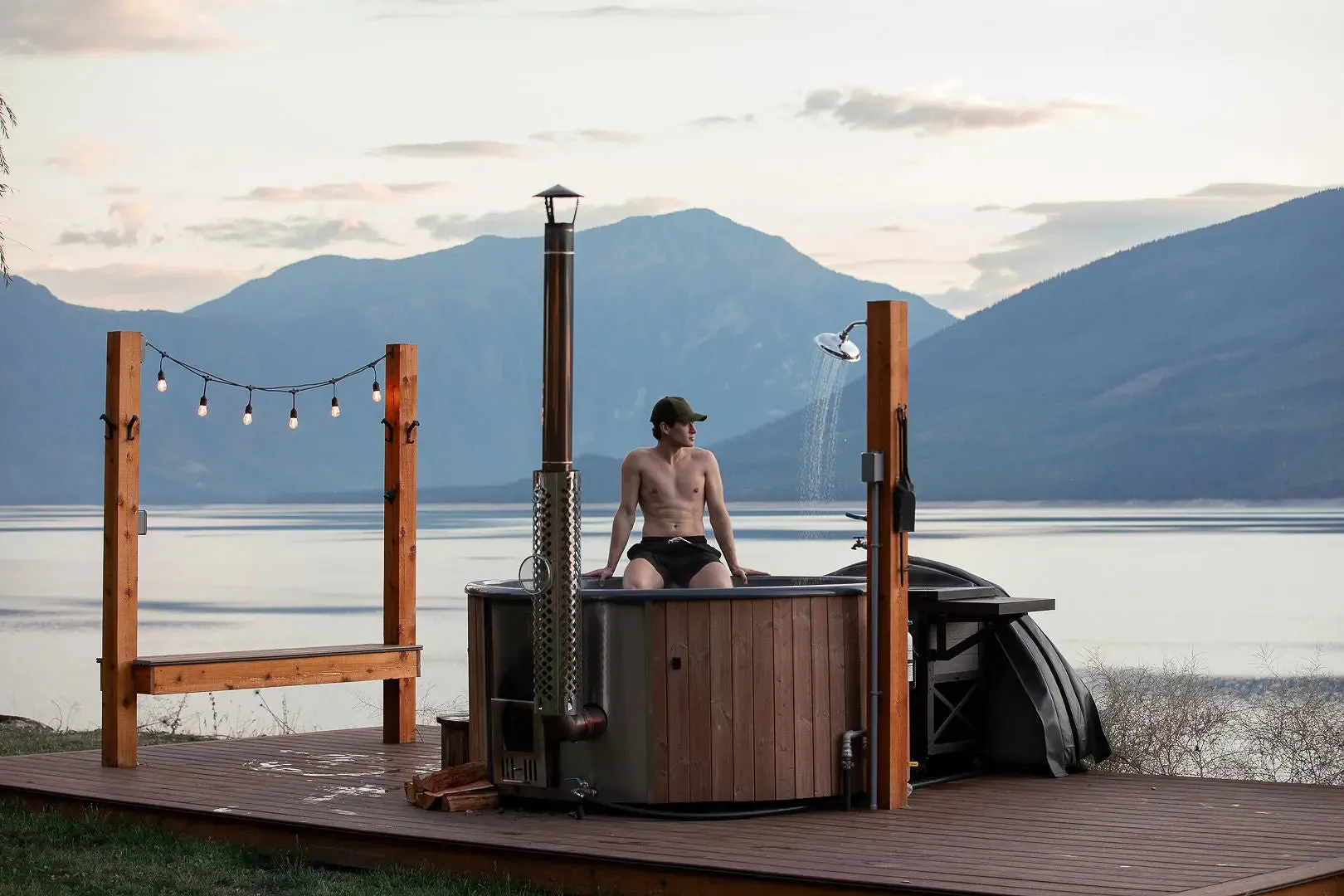 Deluxe Wood Fired Hot Tub With Liner