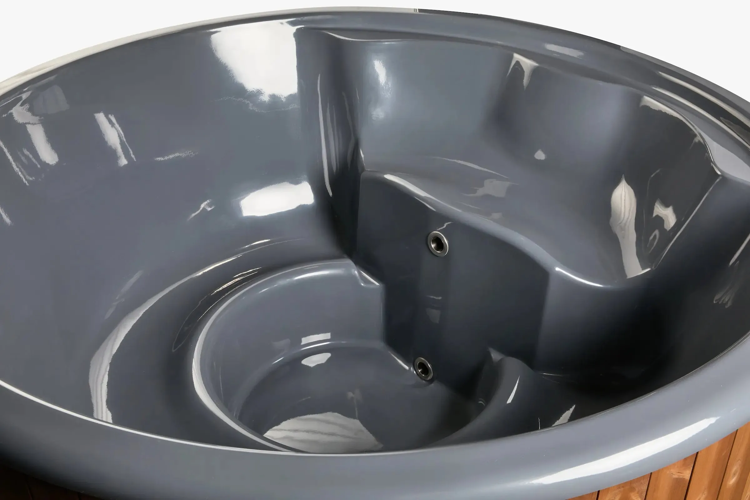 Deluxe Wood Fired Hot Tub With Liner