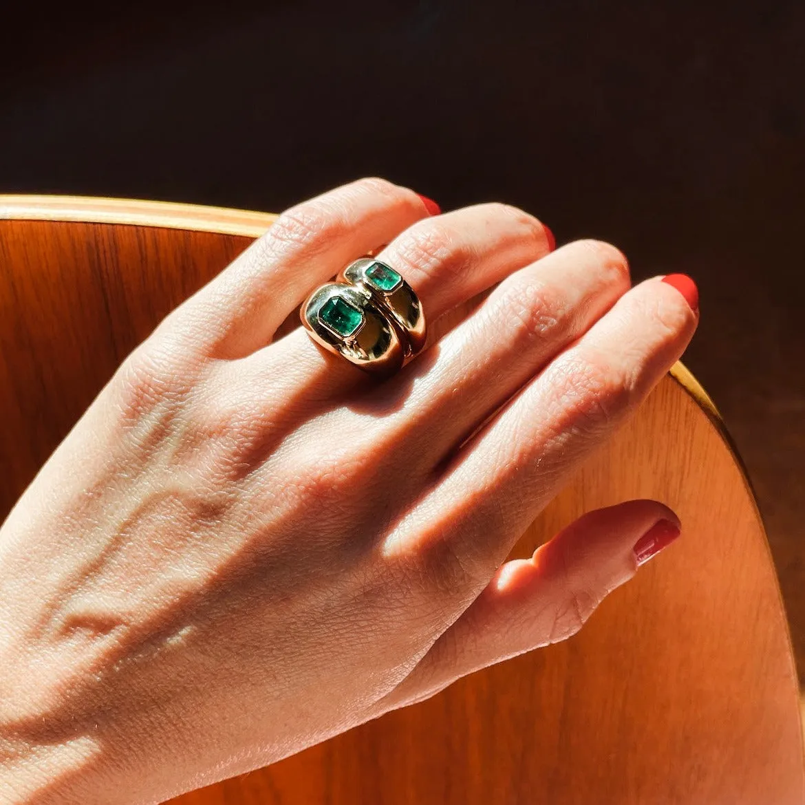 Double Balloon Ring with Emeralds