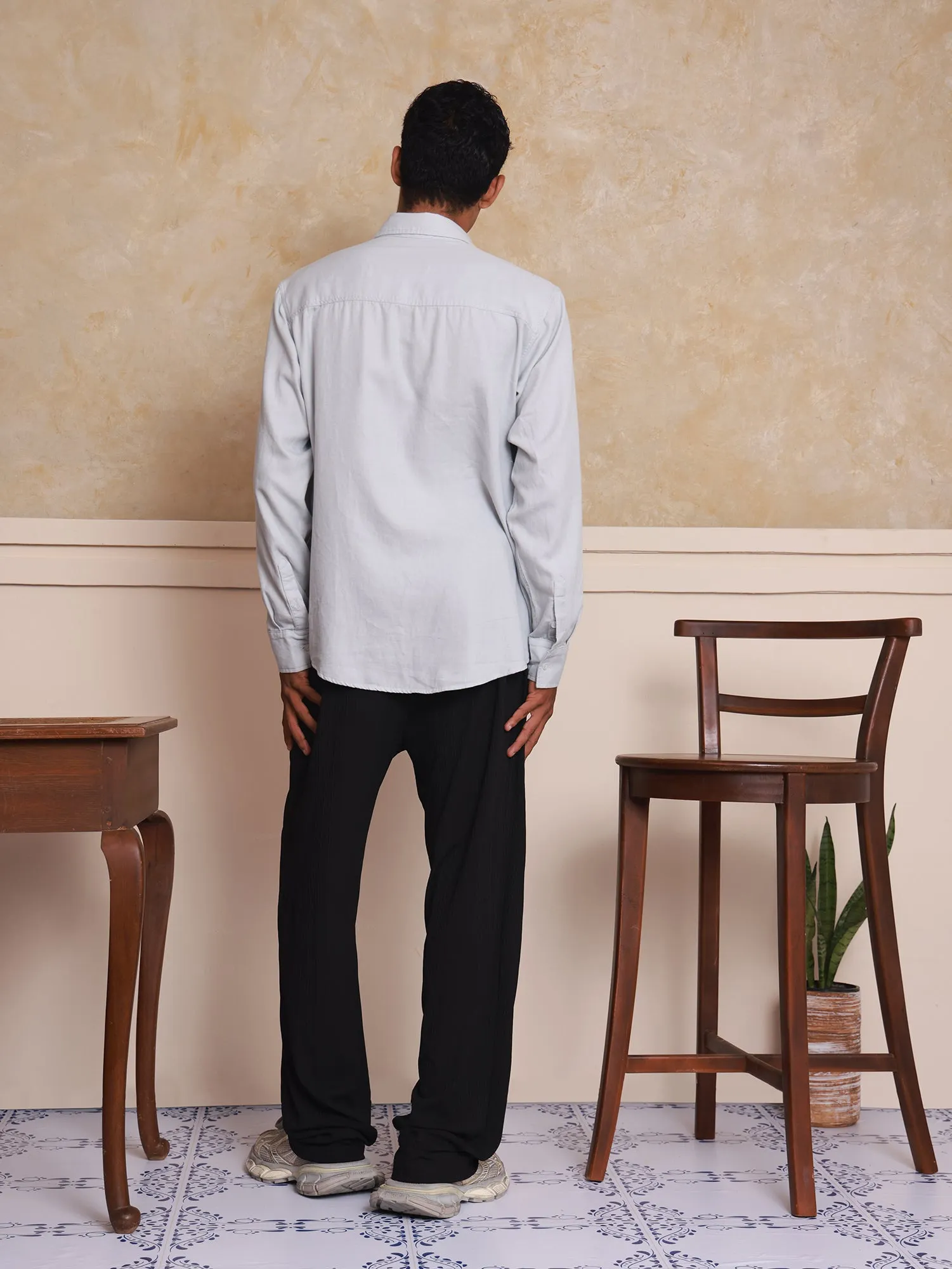 Double chest pocket detailed cotton shirt