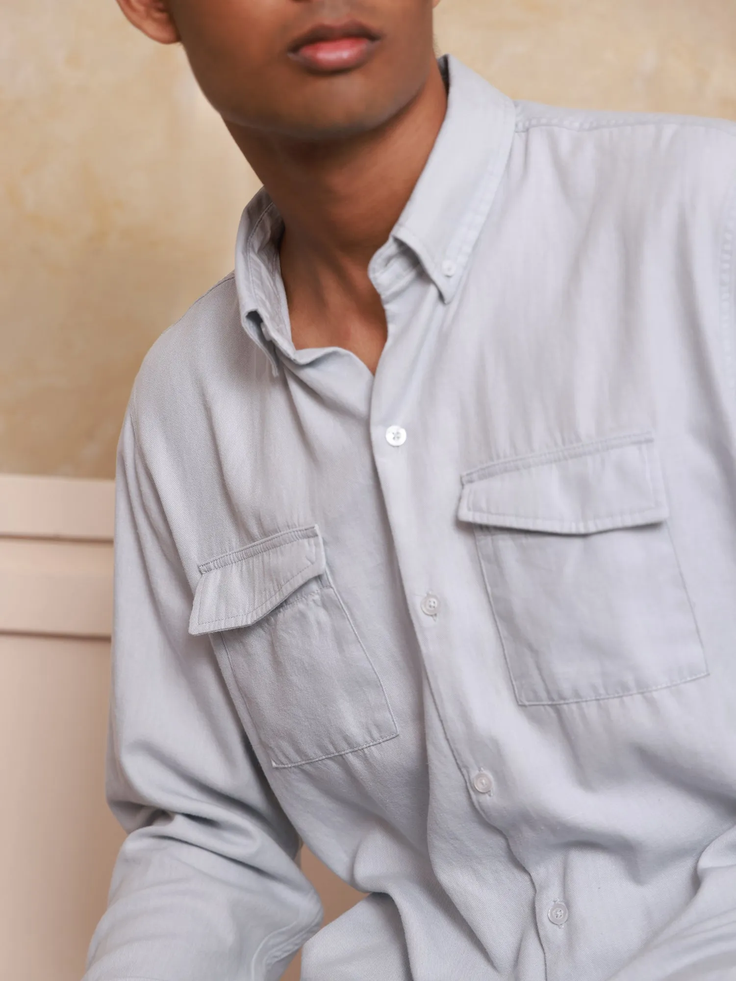 Double chest pocket detailed cotton shirt