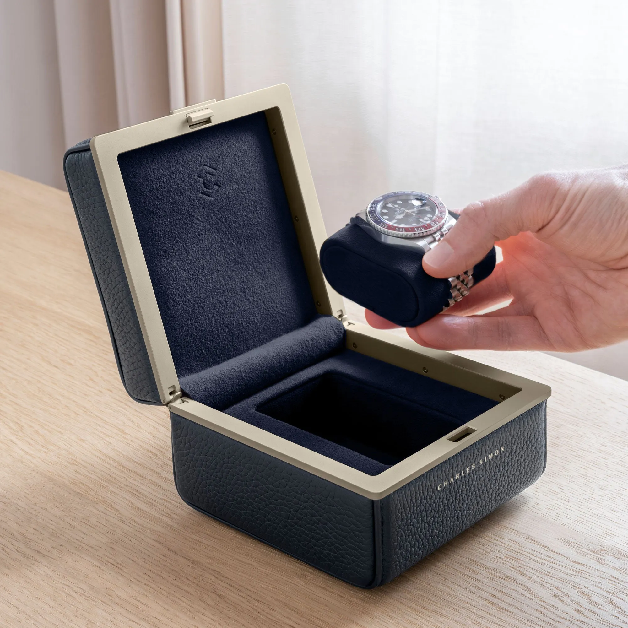 EATON 1 WATCH CASE - MARINE / CHAMPAGNE