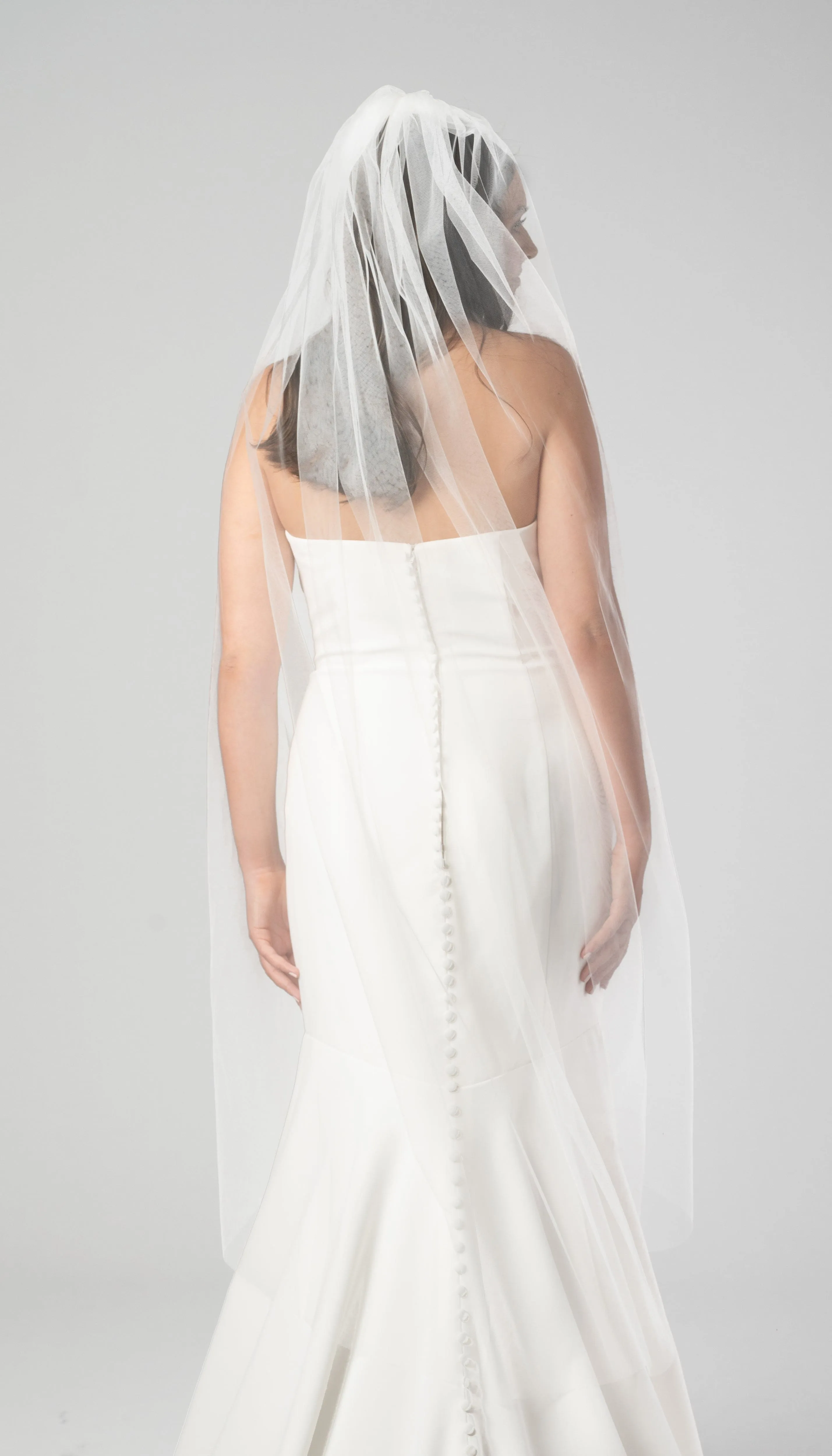 Eileen Plain Tulle Veil