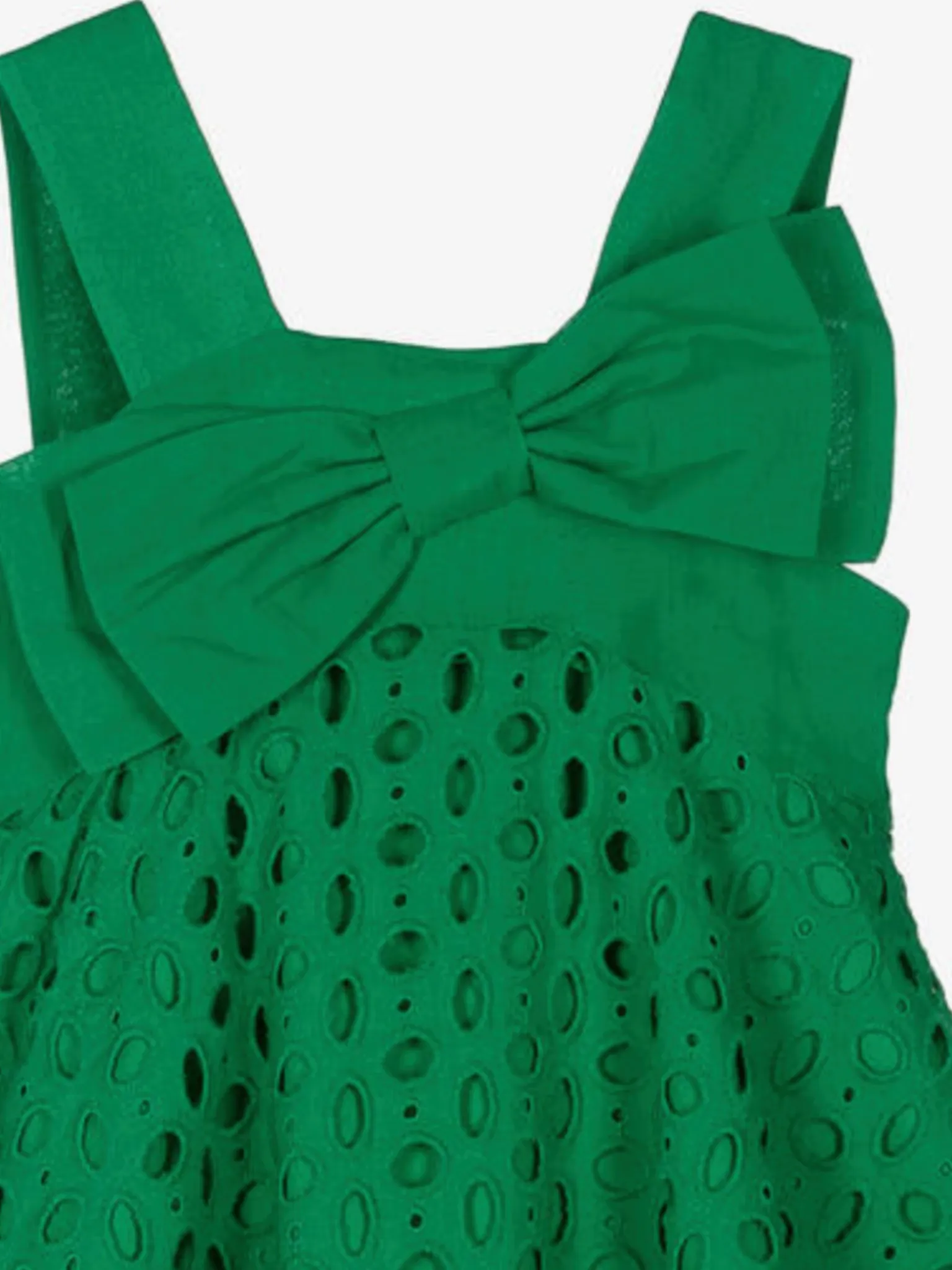 Emerald mayoral dress.   02231386