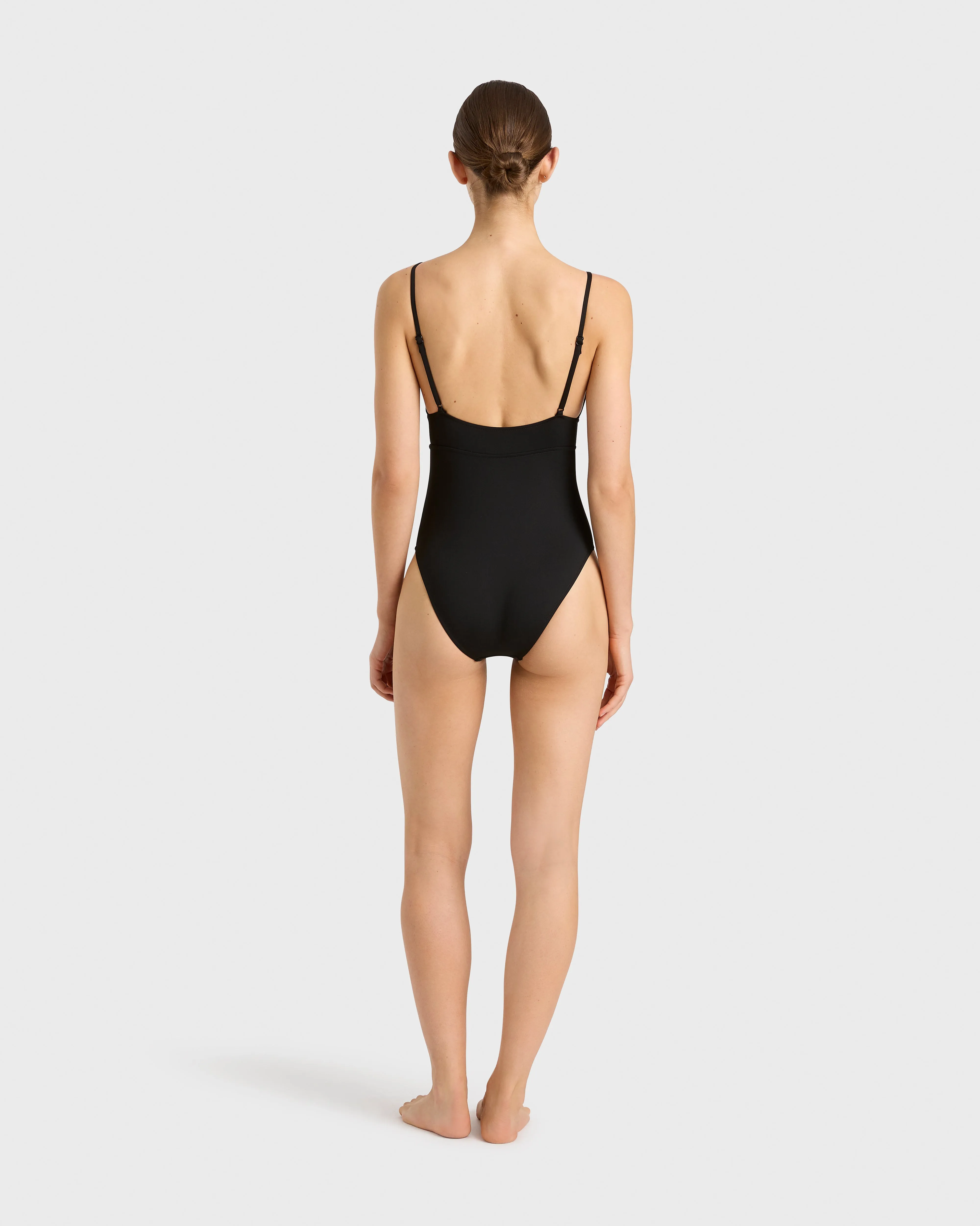 Emilia One Piece - Black