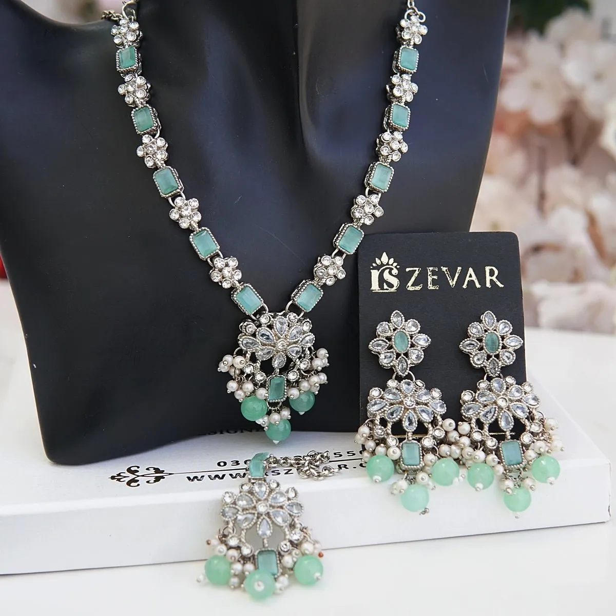 Falak Necklace Gemstones Set