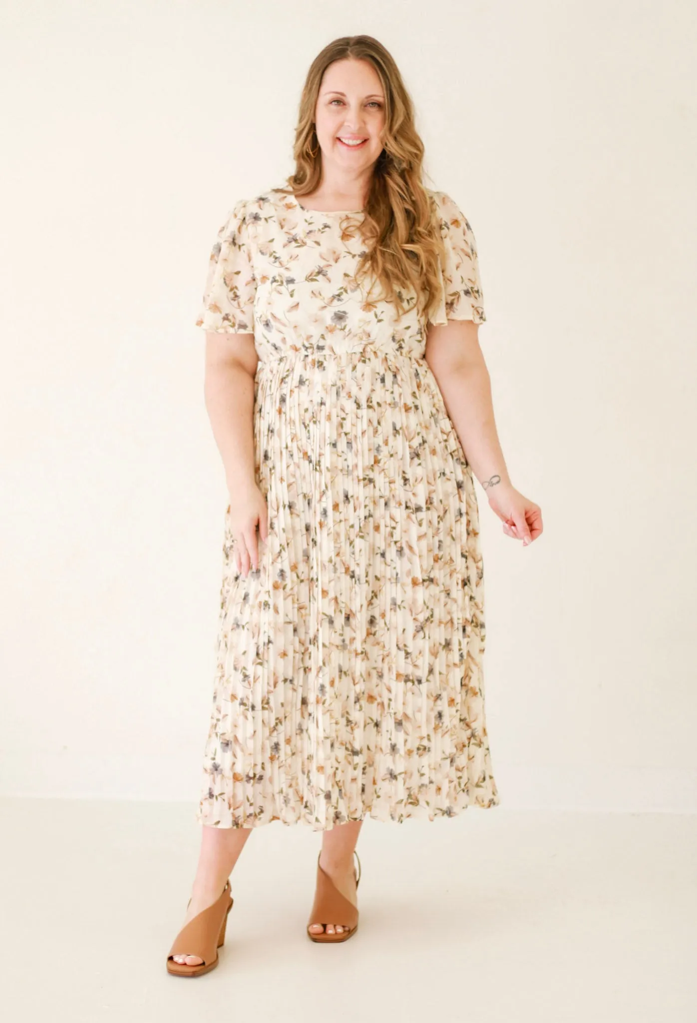 Feeling Free Floral Pleated Midi Dress