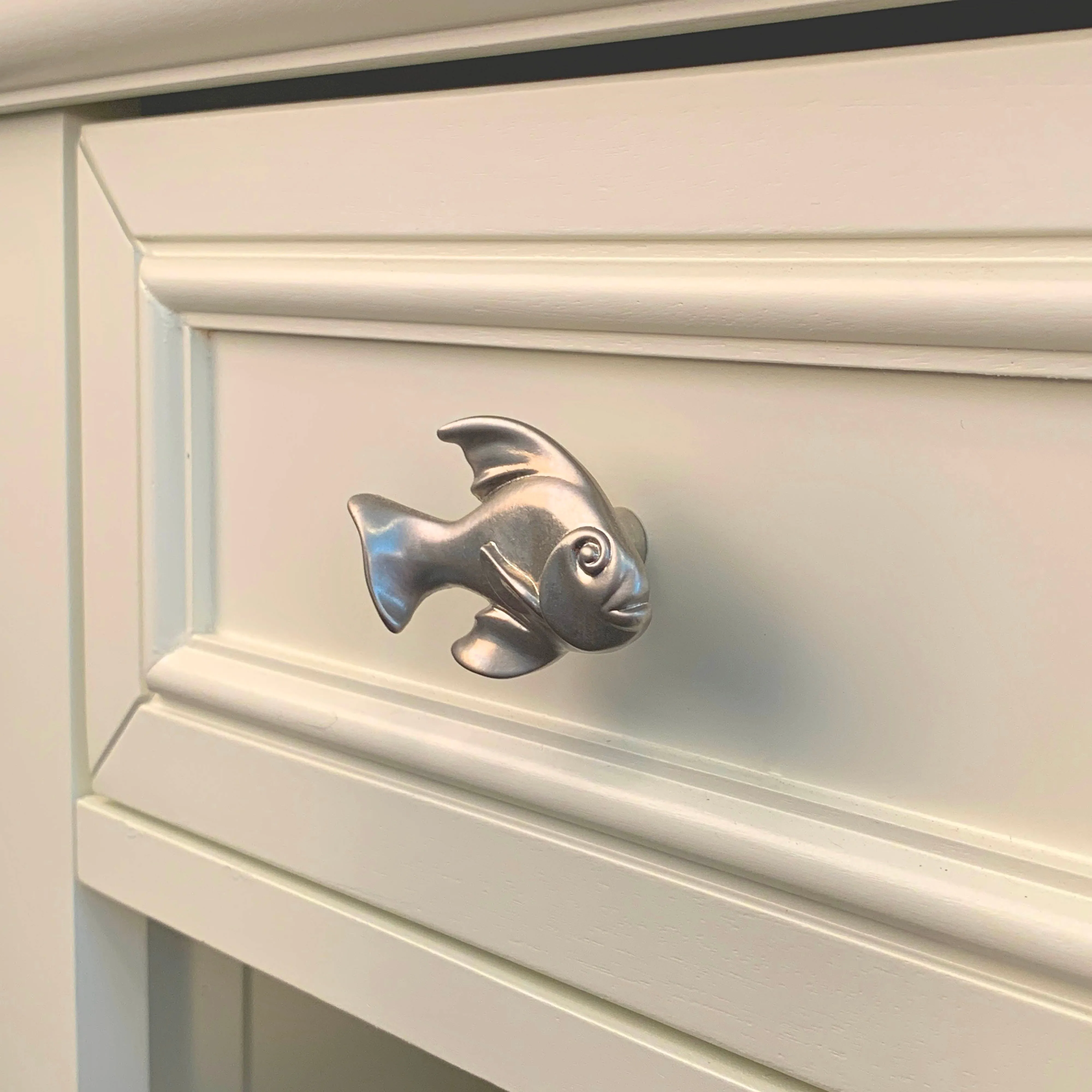 Fish Drawer Pull and Knobs- Fish Handles, Ocean Theme Drawer Pulls and Knobs, Coastal Drawer Pulls, Nautical Drawer Pulls, Sea Life Cabinet Pull