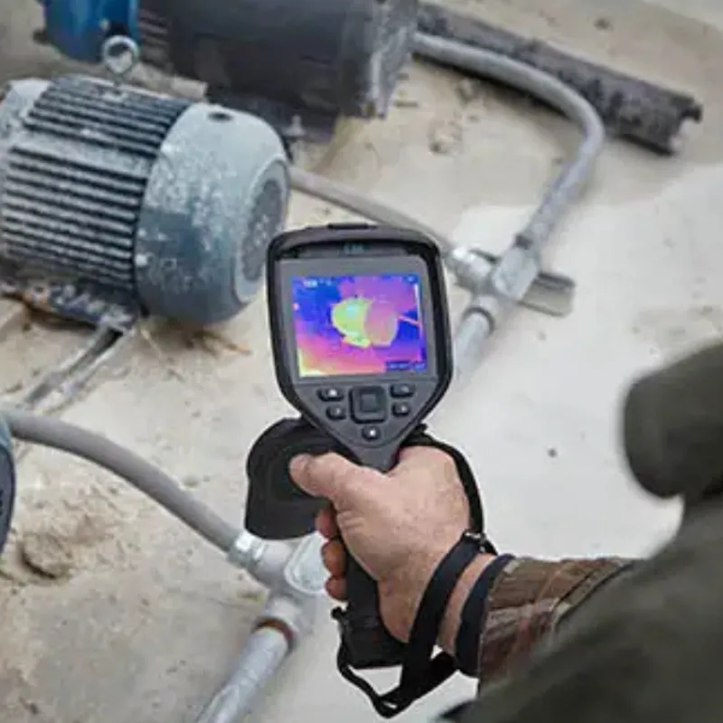 FLIR Advanced Thermal Imaging Camera E86-24-42 with Viewfinder MSX UltraMax Thermal Studio Pro 24/42 Lenses 464 x 348 30 Hz