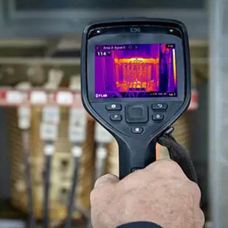 FLIR E96-42 Thermal Imaging Camera with Viewfinder MSX UltraMax Technologies FLIR Thermal Studio Pro 42 Lens 640 x 480 30 Hz